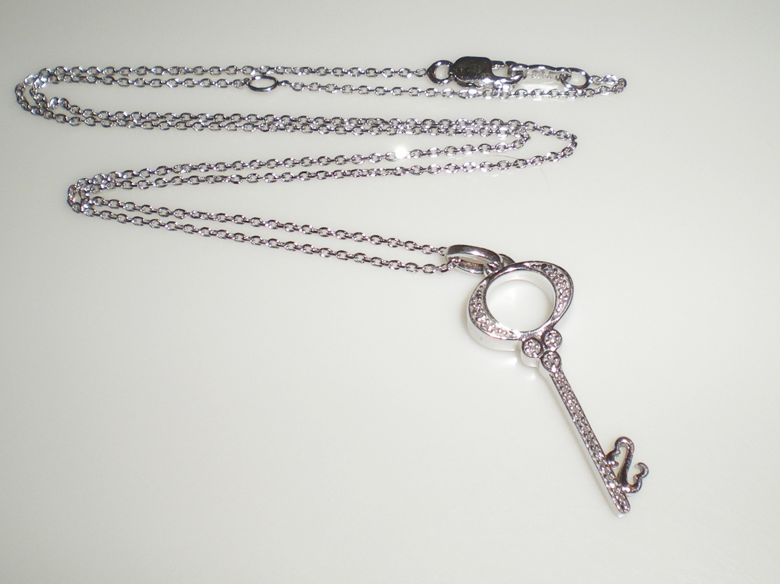Jane Seymour Open Hearts Sterling Silver KEY Diamond Accent Necklace 💎 KAY BOX