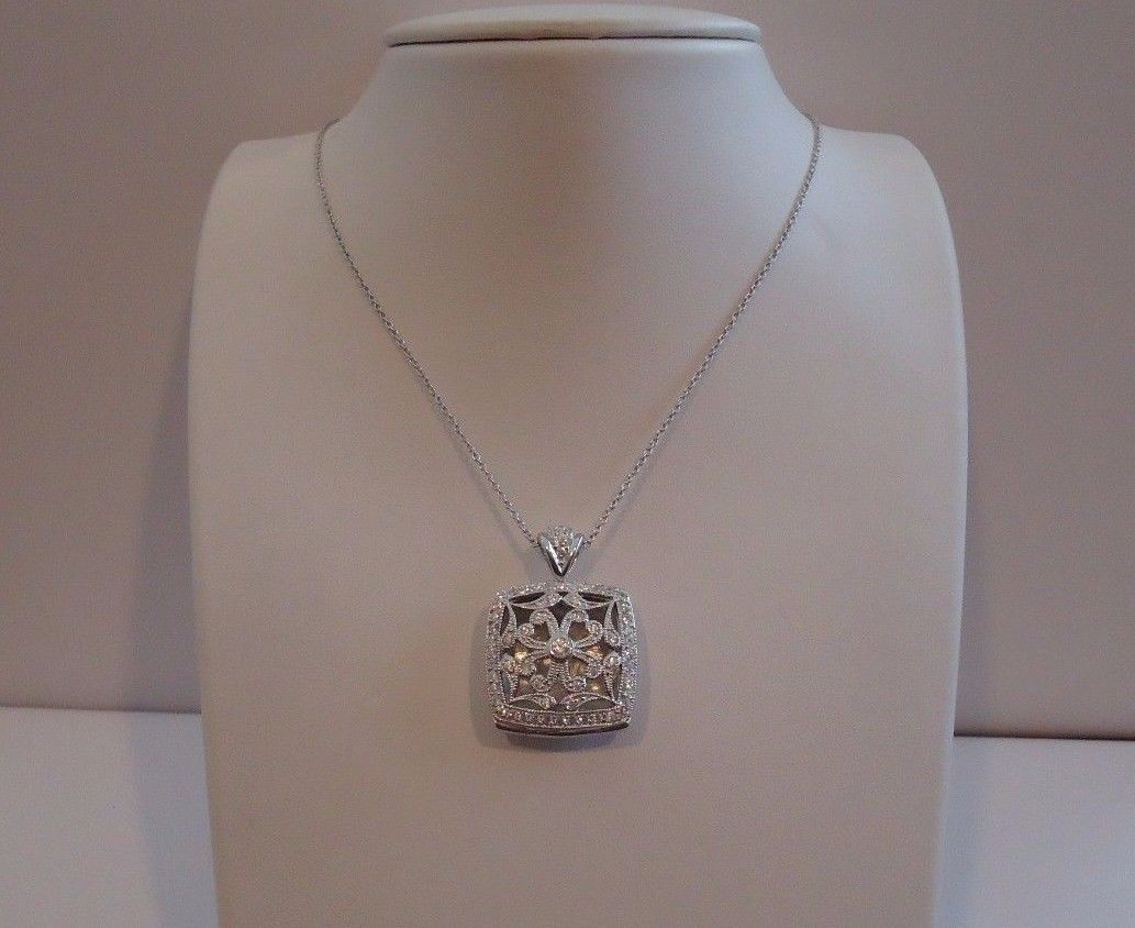 925 STERLING SILVER LOCKET HEART ACCENT PENDANT NECKLACE /SIZE 35MM BY 24MM