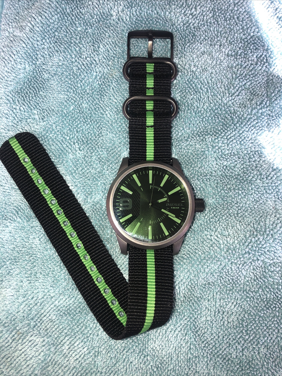 Diesel DZ-1765 5 Bar Stainless Steel Watch w/matching nylon strap No Box Or Manu