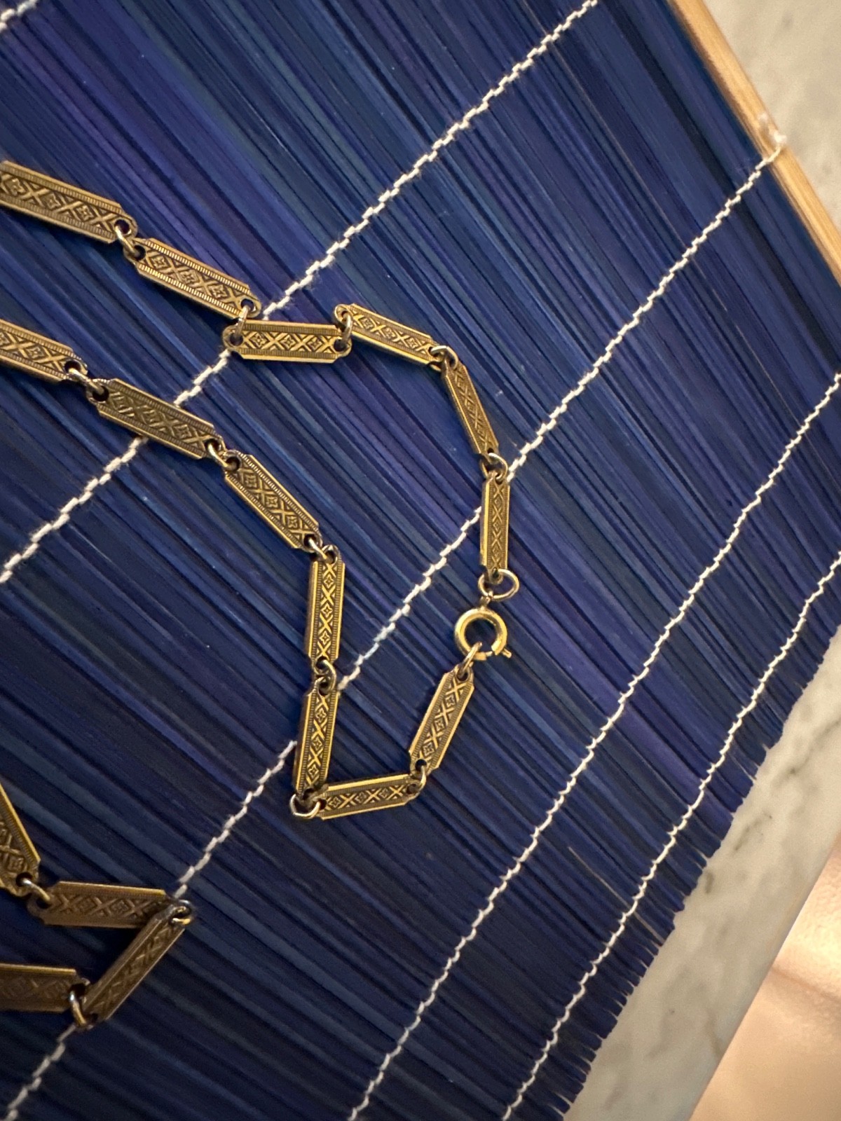 Vtg. Gold Tone Etched “X” Pattern Bar Link Chain Necklace 44″- No Markings