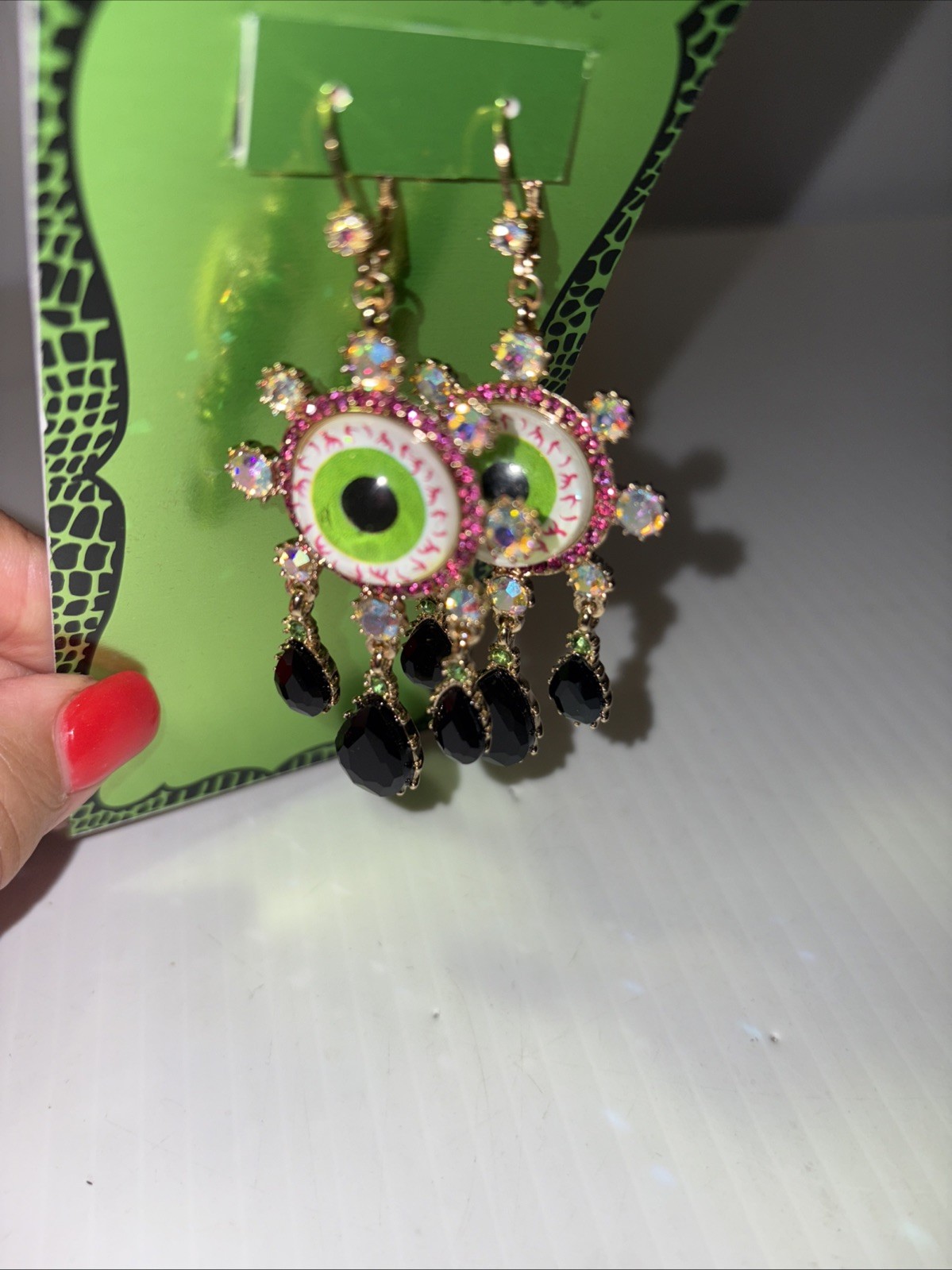 BETSEY JOHNSON DANGLE DROP EYEBALLS EARRINGS W BLACK CRYSTAL TEARS MULTI COLOR
