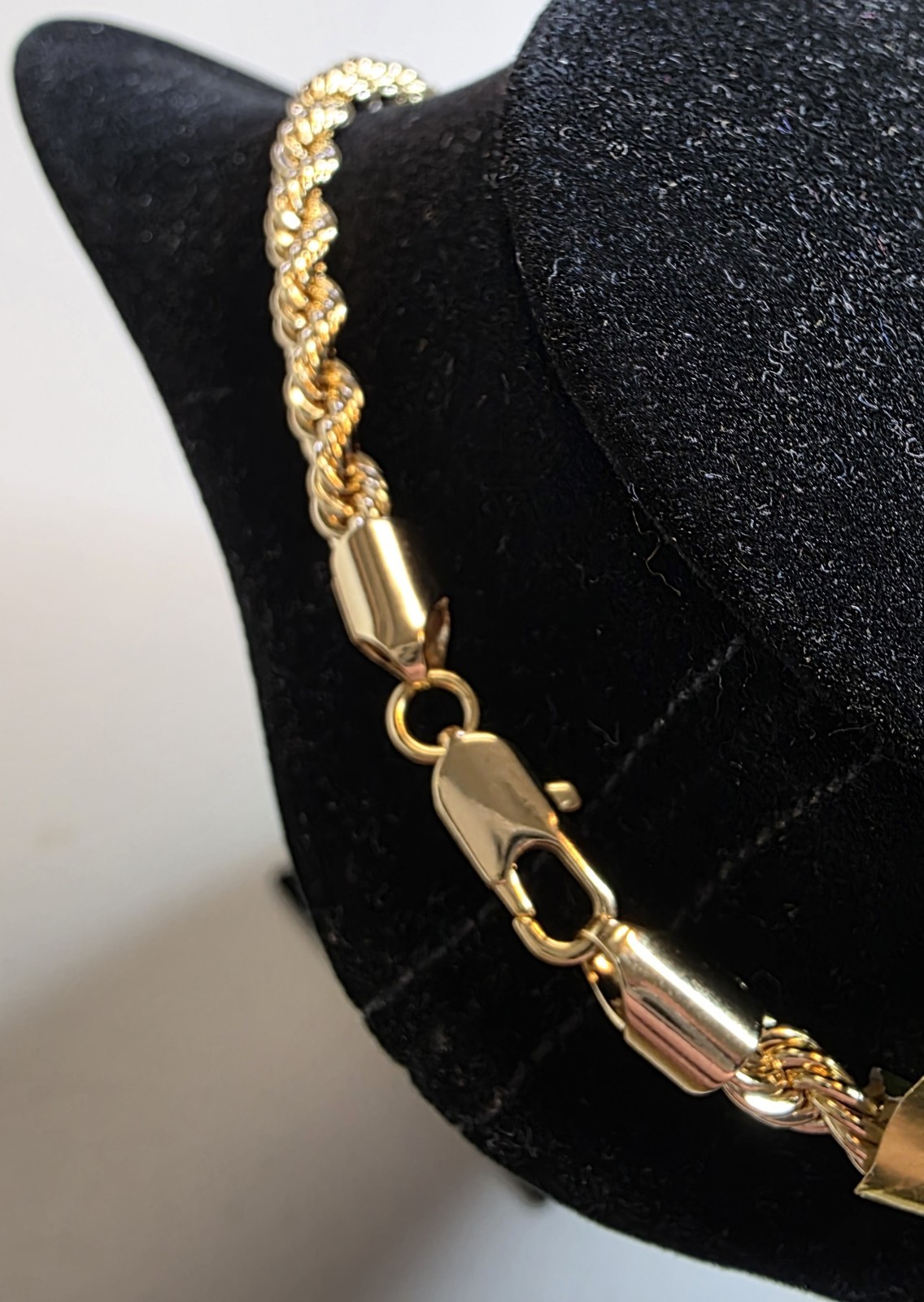 14K Gold Plated Rope Chain Necklace 24” 5mm – Stamped 14K…approx 39 Grams.