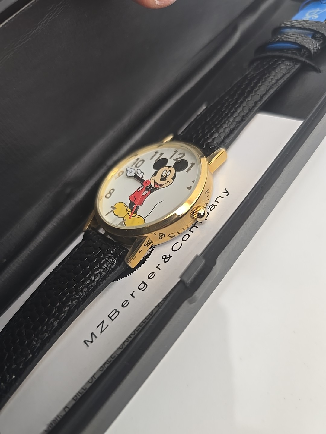 DISNEY WATCH MZ Berger & Co. Pair- MICKEY MOUSE, MINNIE MOUSE