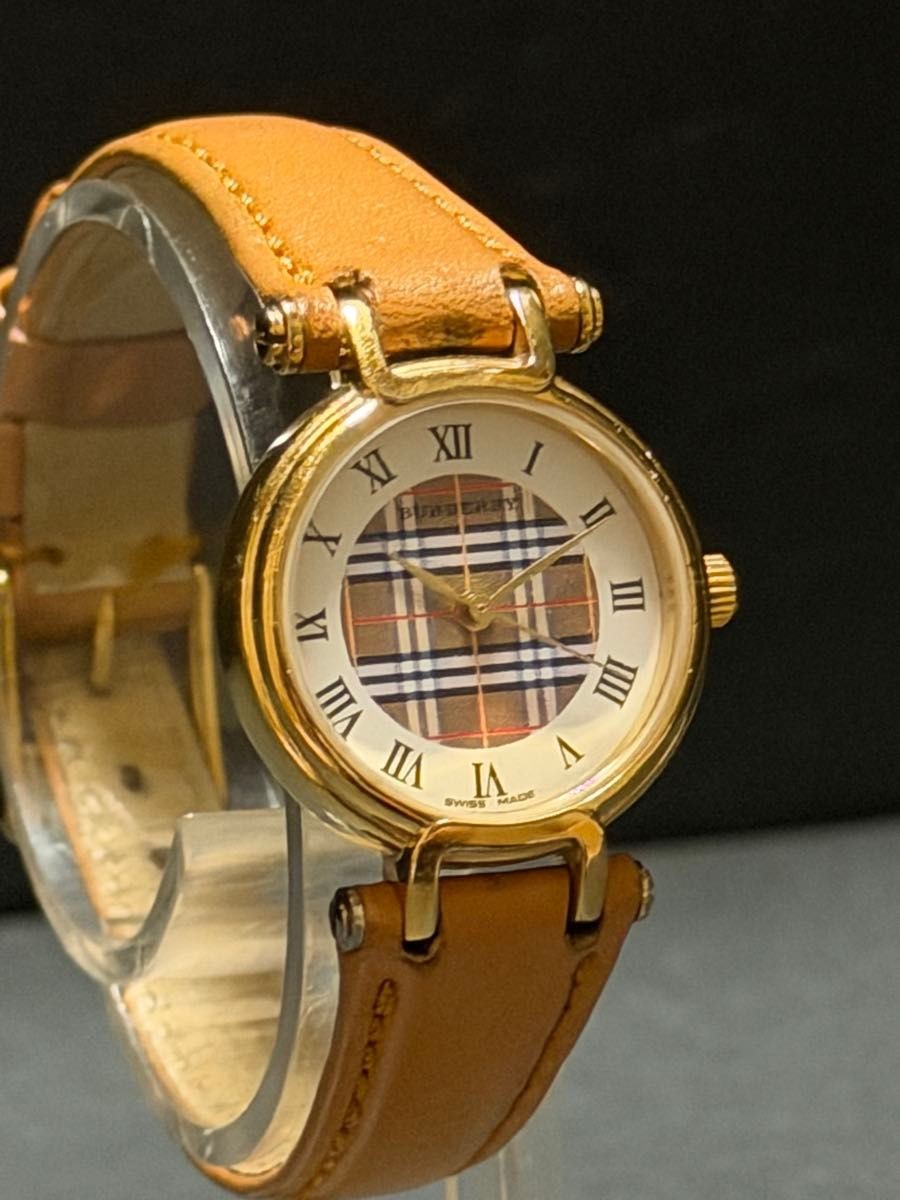 Super Stylish Good Condition Burberry White Brown Dial Ladies Watch in Good Work
