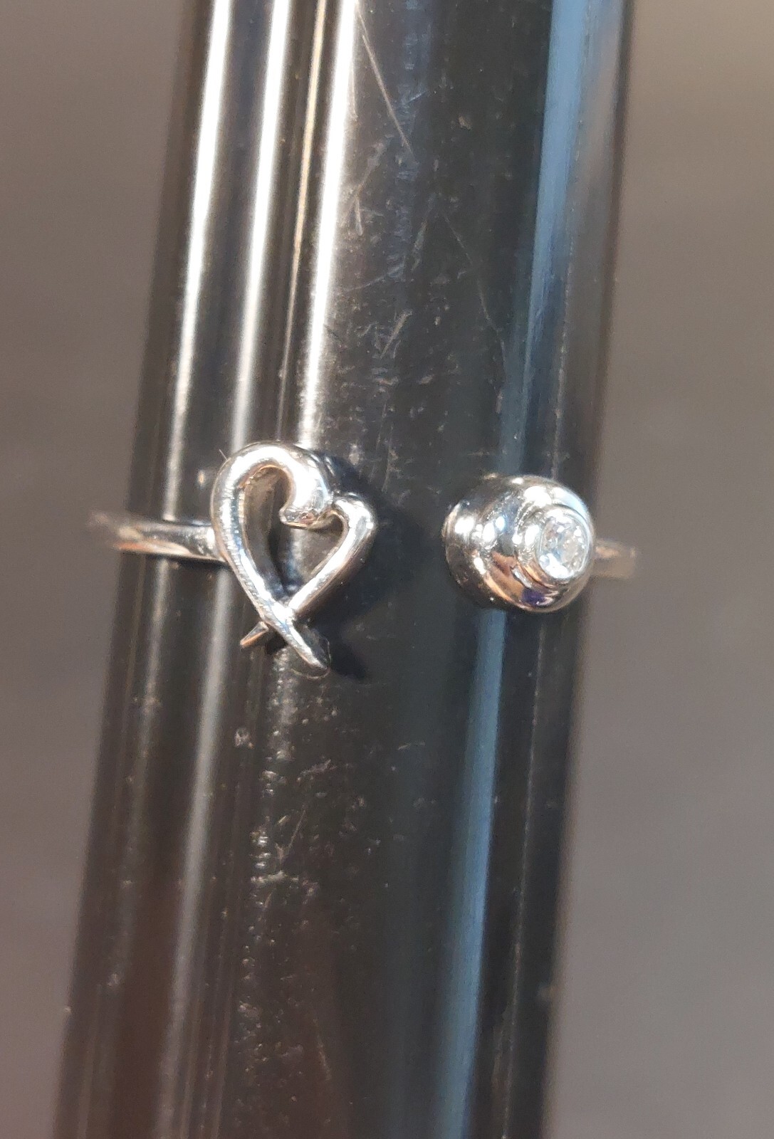 Diamond – tested W/ Presidium gem tester .925 sterling Silver XO heart Sz 9