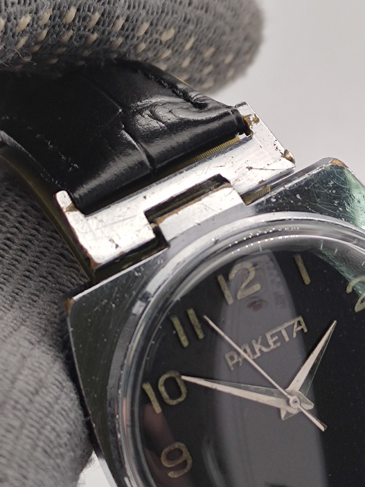 Raketa 2609 Canister Soviet Vintage Mechanical Wristwatch USSR Serviced Watch