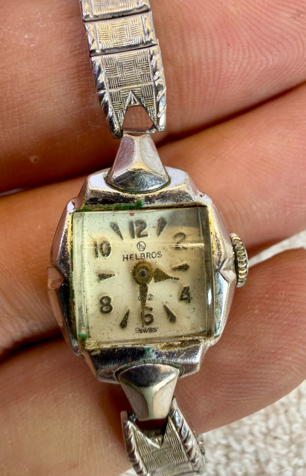 Vintage Helbros Women’s 16.6mm Mechanical Wristwatch w/ Expansion Band & Origina