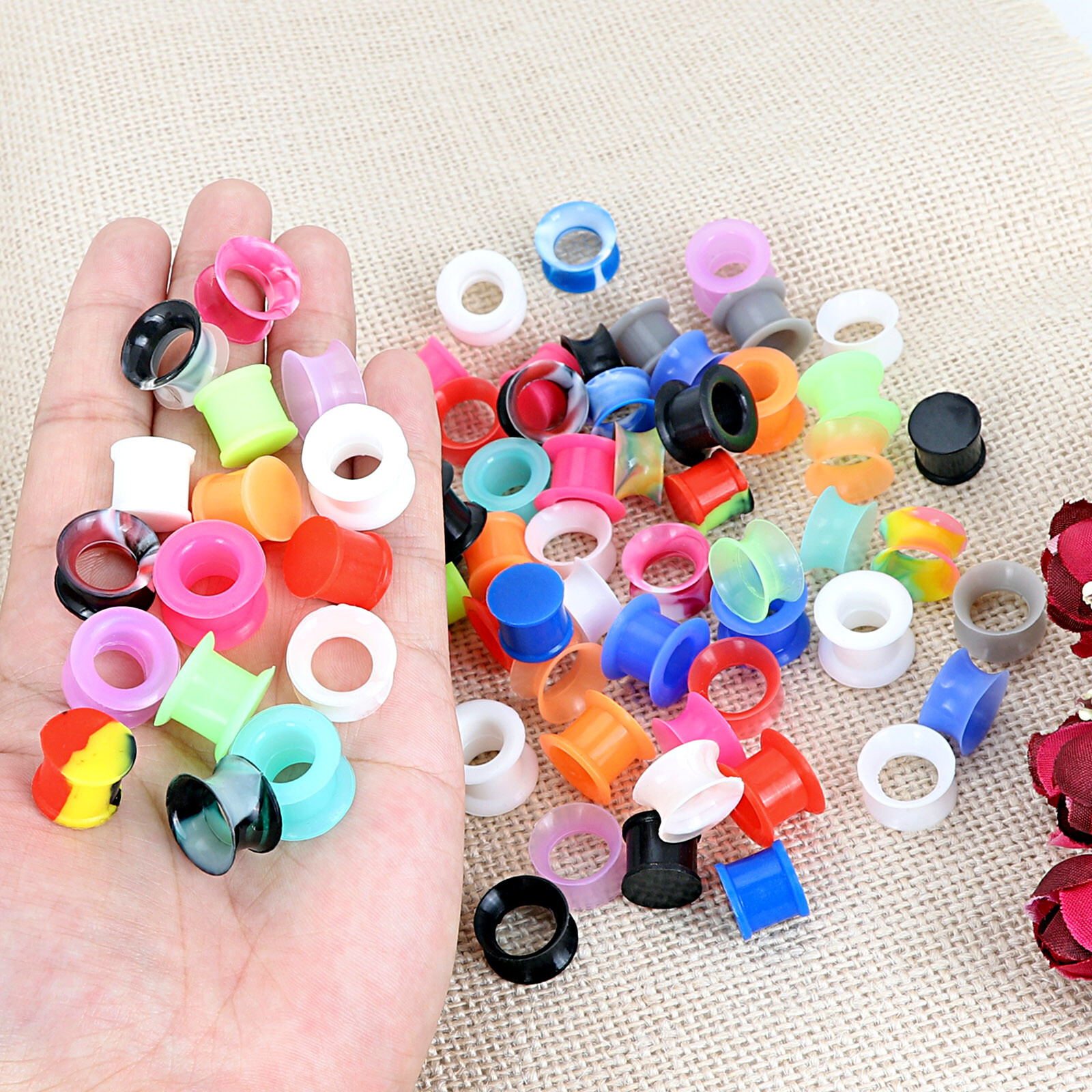 50 RANDOM PAIRS OF EAR PLUGS / EAR GAUGES-MIX STYLE-CHOOSE SIZE-100 PIECES TOTAL