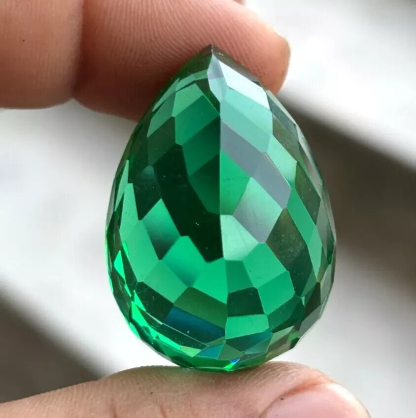 Natural Green Colombian Emerald Pear Cut Certified VVS 80+ Ct Loose Gemstone