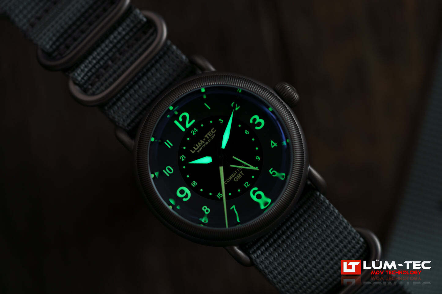 Lum-Tec Mens Watch Combat Field X6 Titanium GMT High Precision Miyota Automatic