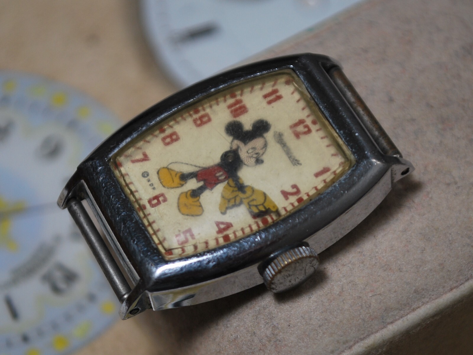 Vintage INGERSOLL Mickey Mouse Manual Wind Men’s Watch –For Repair