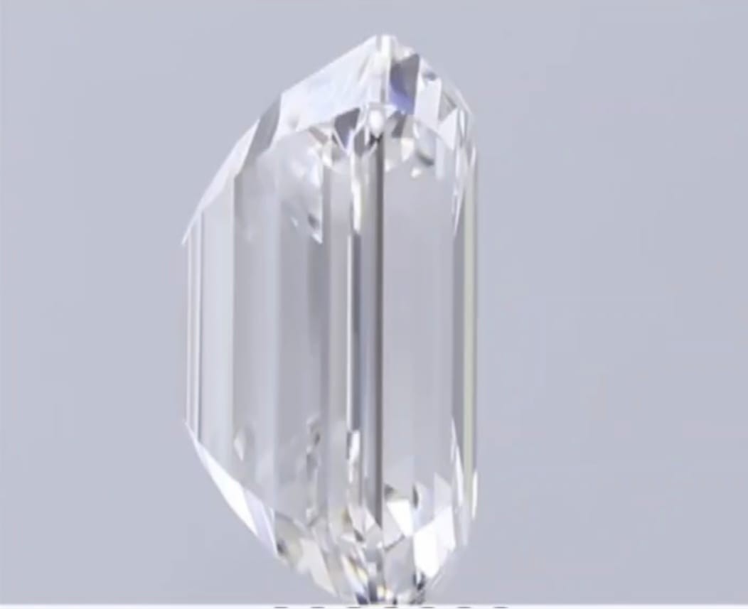 2.91 Ct Emerald Cut IGI Certified Lab Grown CVD Diamond D Color VS1 Clarity