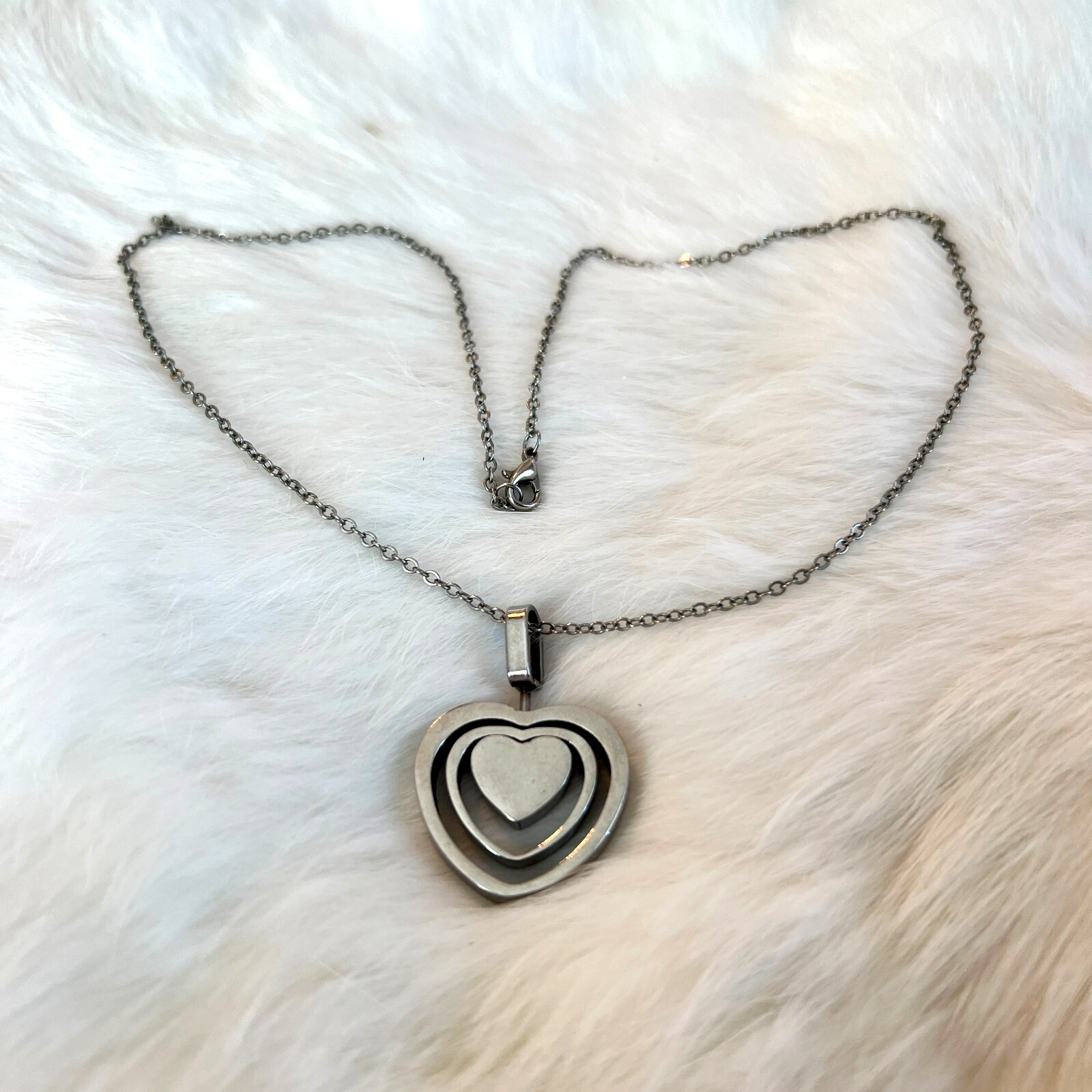 Romantic Heart Necklace Love Cybergoth Grunge Silver Tone Articulated MCM 10479
