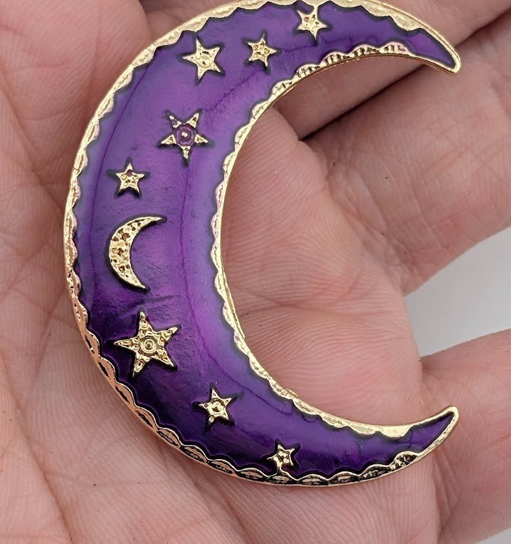 PURPLE ENAMEL CRESCENT MOON BROOCH goldtone metal stars night sky pin gothic J6