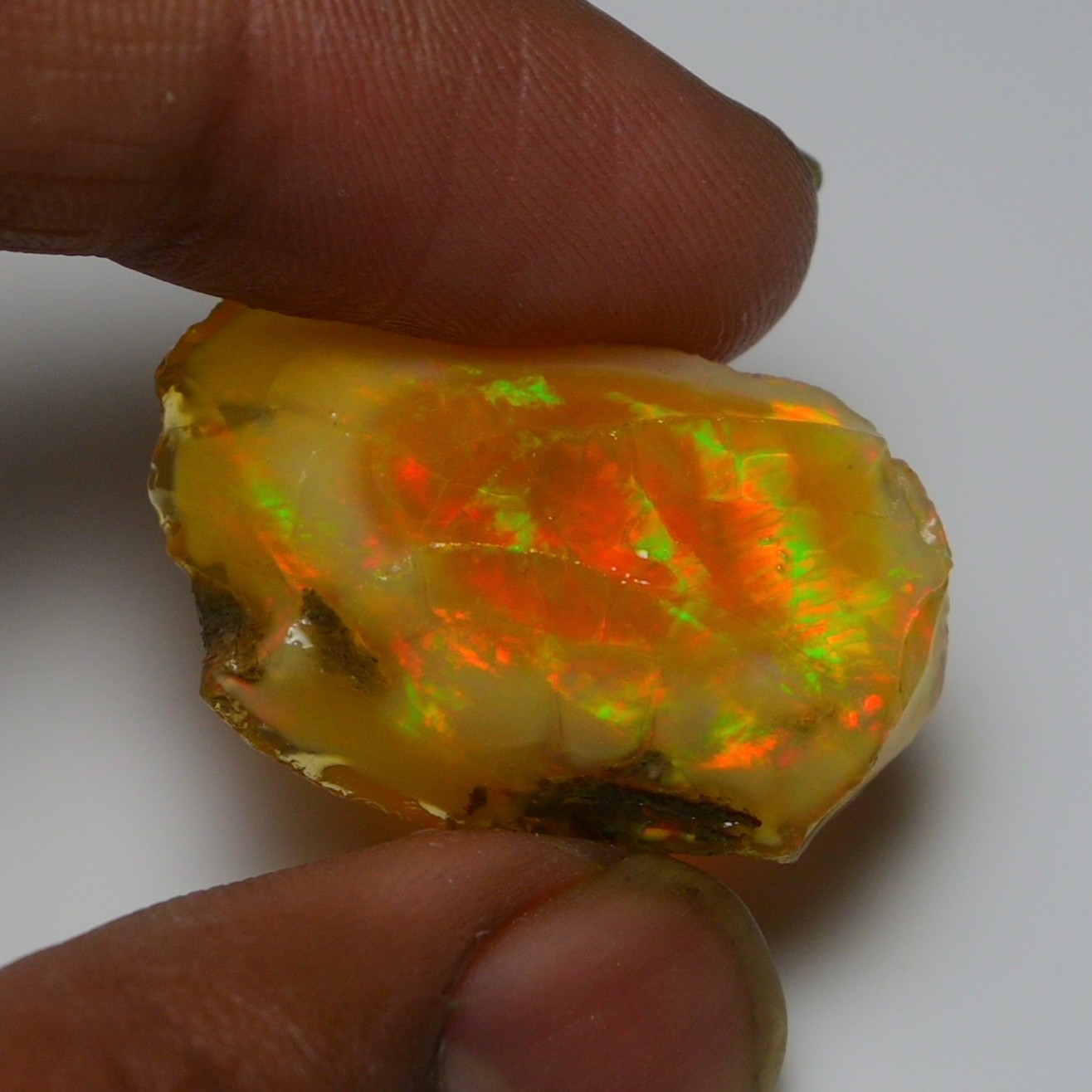 Ethiopian Oil Opal Specimen 22.50 cts Natural Rough Gemstone – Fire Opal Roug