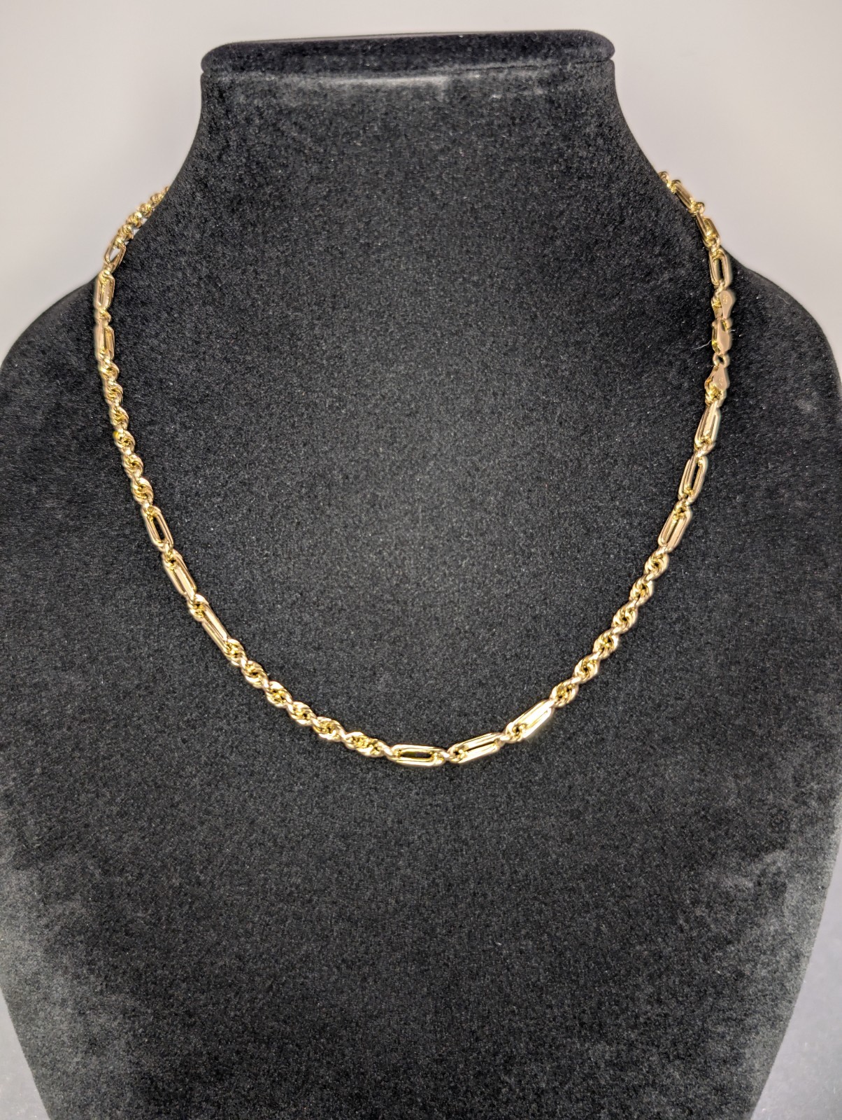 10k Peruvian Yellow Gold 20in 4.1mm Milano / Figaraope Necklace