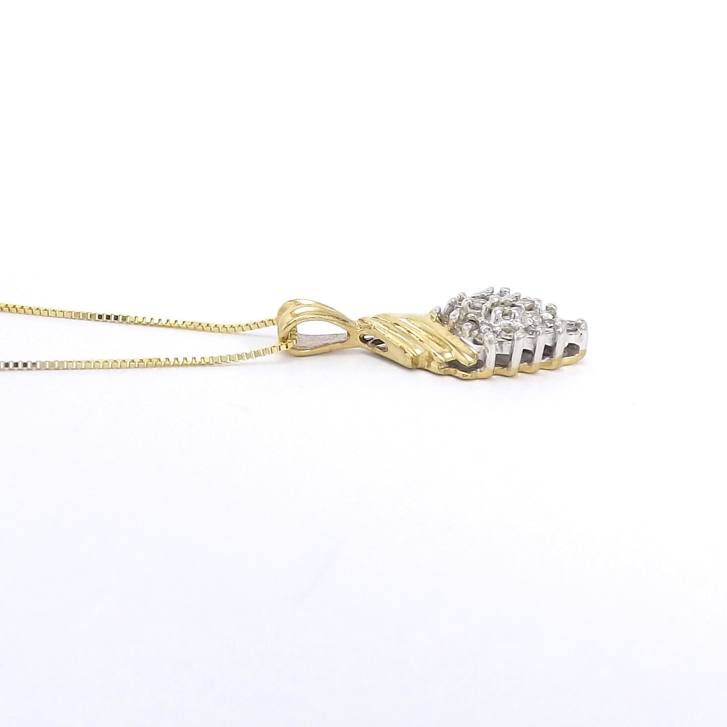 Solid 10k Gold Natural Diamond Pine Cone Pendant Necklace Adjustable 17-19in New