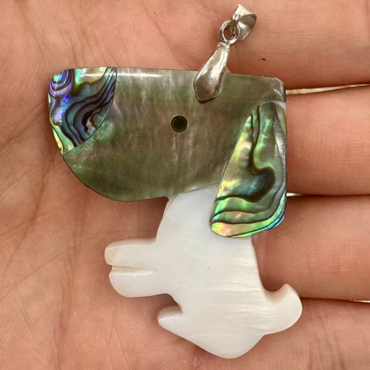 Carved Abalone Shell Hand-painted White Shell Dog Pendant Bead 43x36x4mm FD061