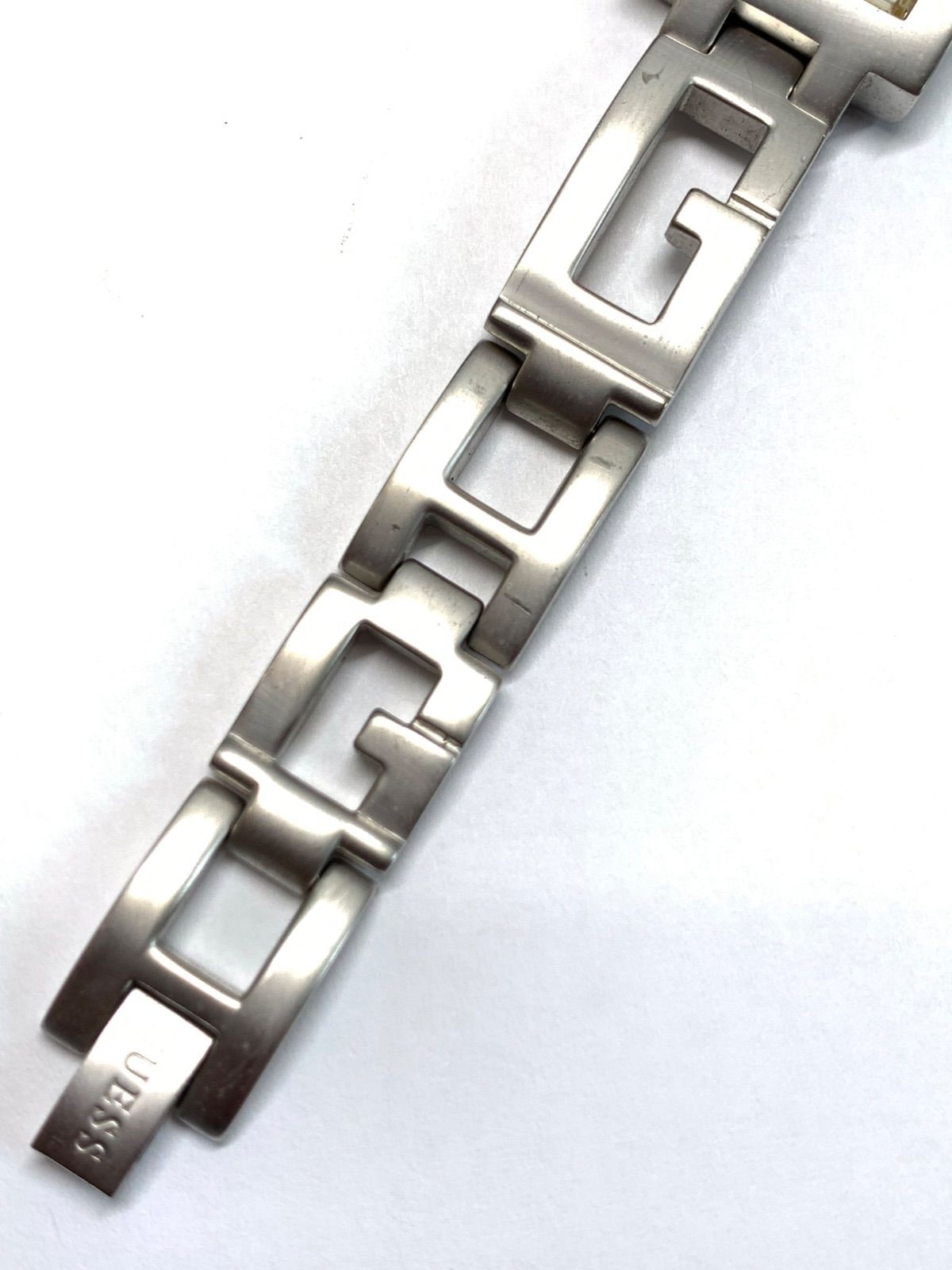 Guess 170402L5