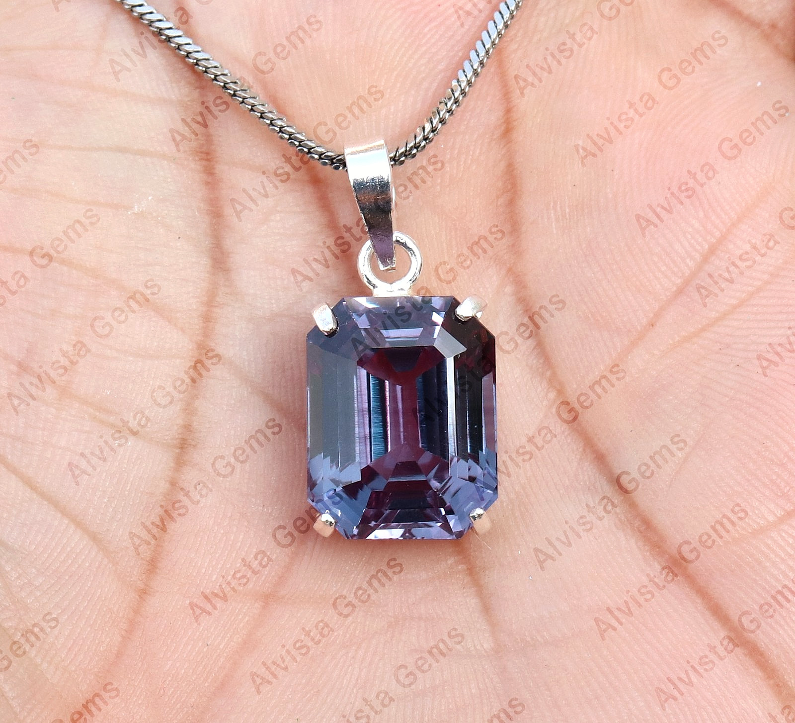 Natural Alexandrite Color Changing Gemstone 925 Sterling Silver Pendant 25.40 Ct