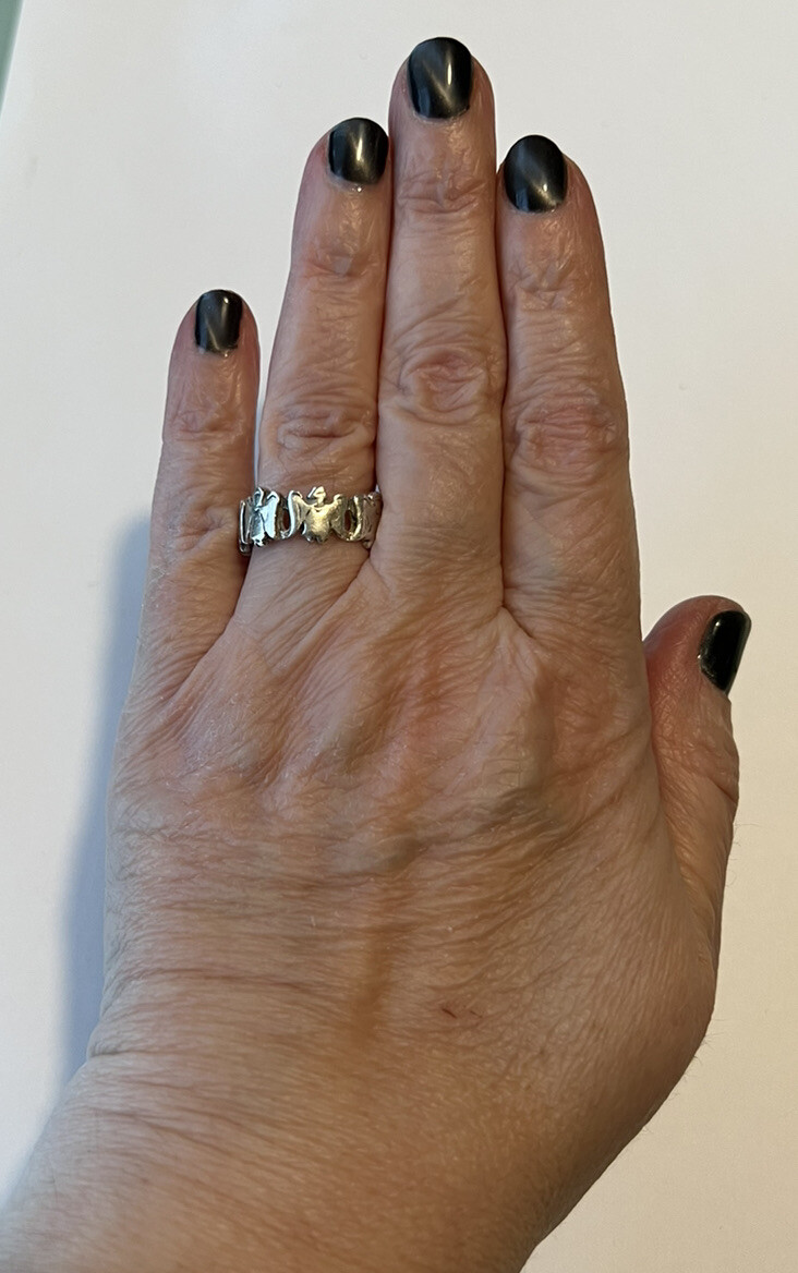 Vintage Designer Signed SE Sterling Silver 5 ANGELS IN A ROW Band Ring Size 8