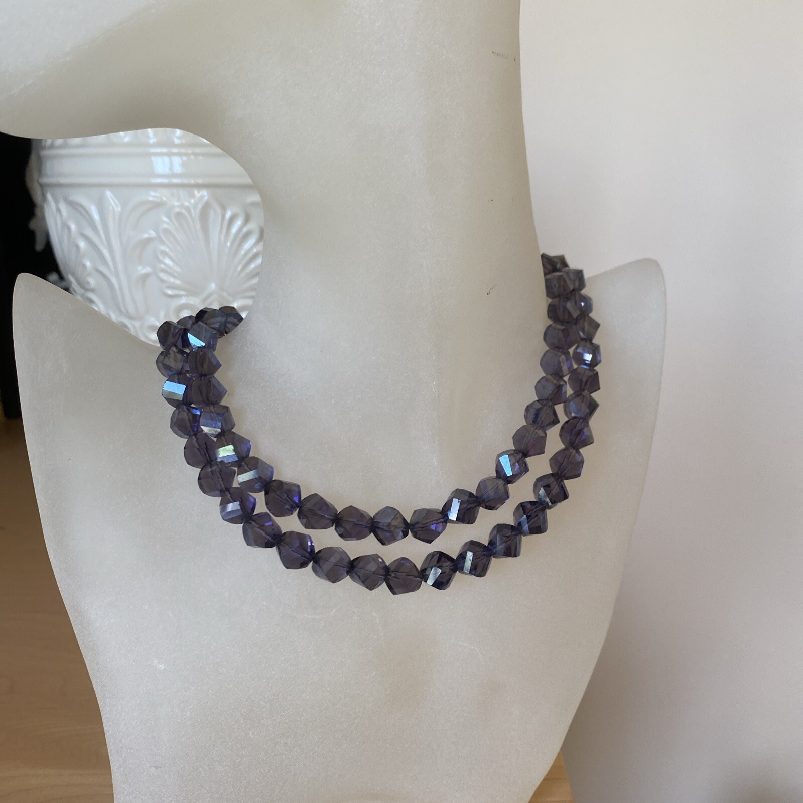 Vintage Czech Art Glass Necklace Estate Jewelry Pre-owned Flapper Girl Style 28″