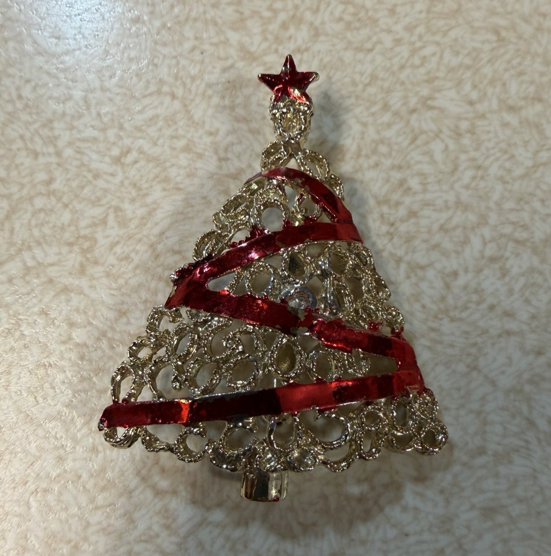 Gold Tone Metal Rhinestone Christmas Tree Brooch Pin w/ Red Ribbon, Star