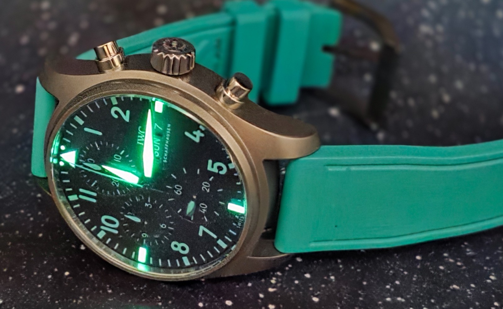Mercedes-AMG Petronas Formula One 41mm Chronograph Pilots Watch Black IW388108