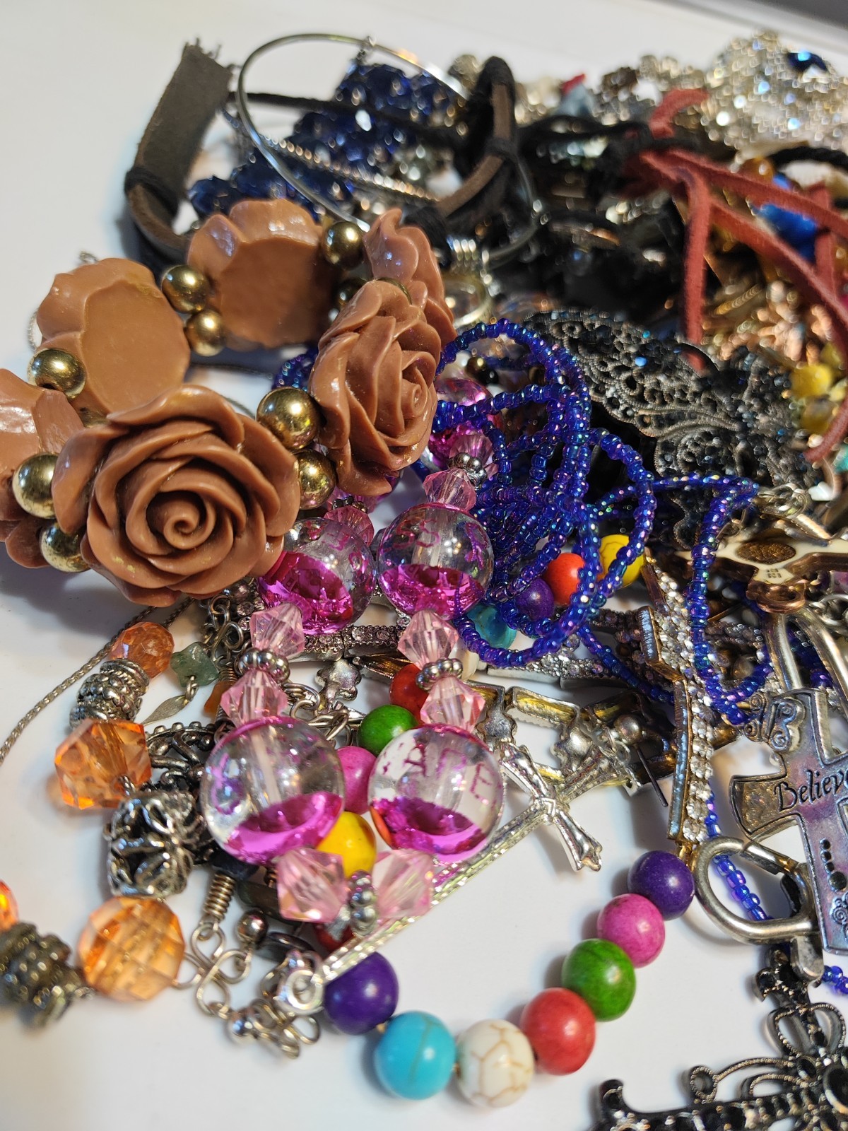 4 Lbs Bulk Women’s Jewelry Bracelet Necklace Beads Rings Earrings Misc vintage