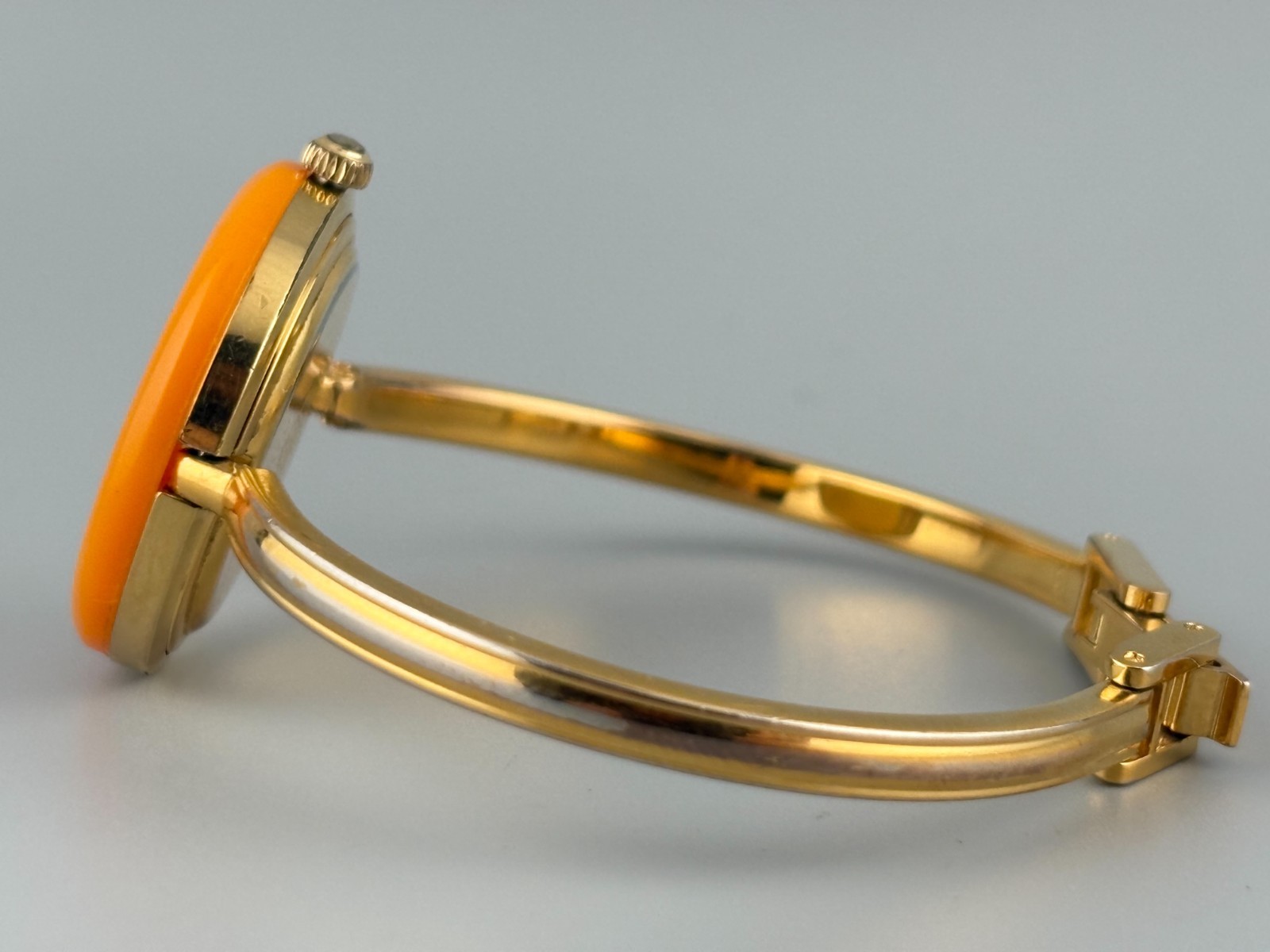 [S size Very Good] Gucci Change Bezel 11/12.2 Gold Yellow Watch Auth