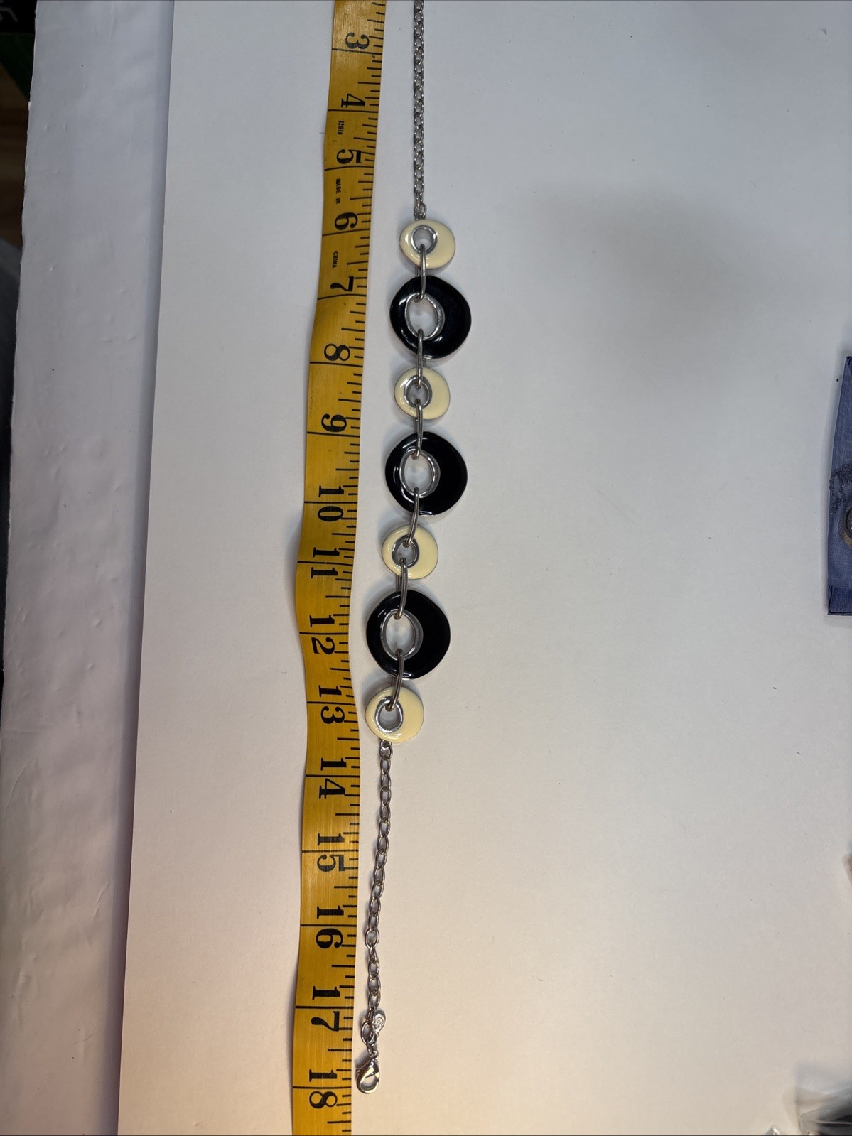 Premier Designs Silver Bib Necklace White/Cream/Black Enamel Rings Circles 18”