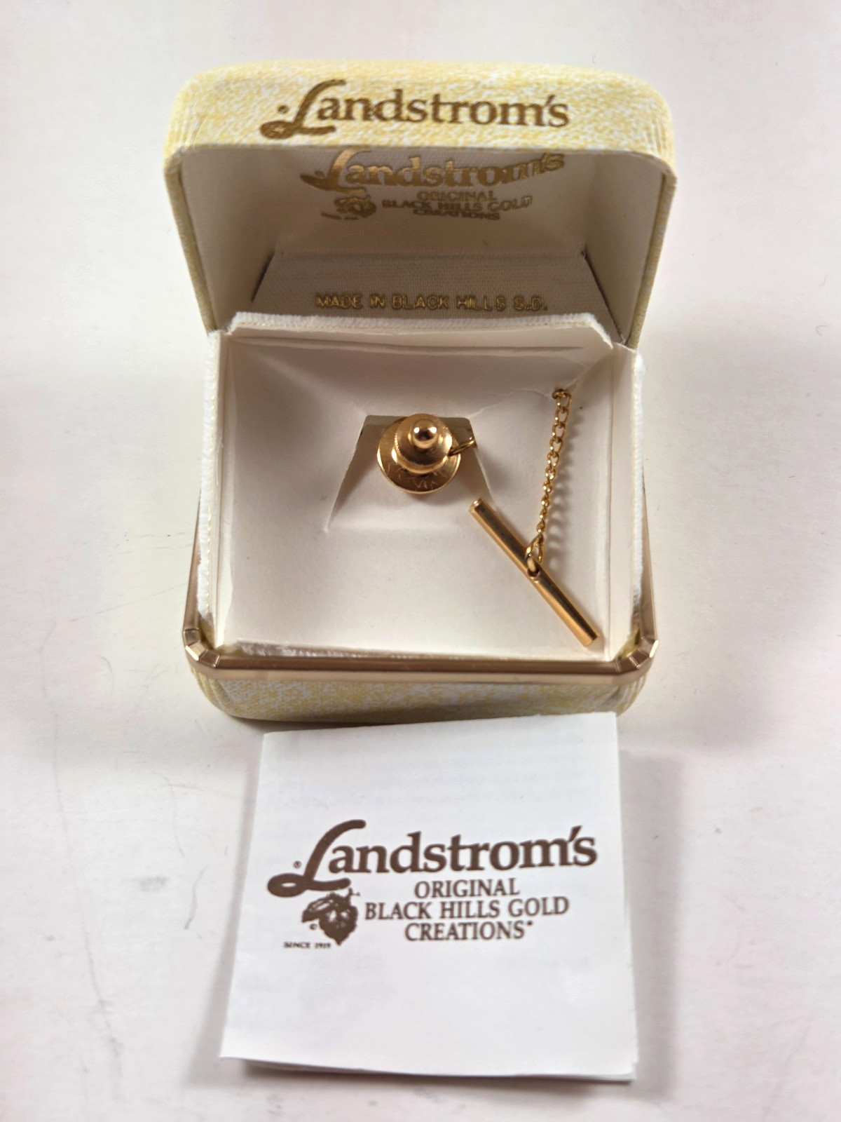 Landstrom’s 10K Black Hills Gold Cross Tie Tack/Pin – NIB (R775)