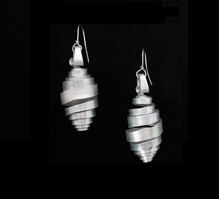 ANTIJOYAS Handmade ART-2-WEAR Hammered Aluminum TCHAI NECKLACE 3D Swirl SEC38