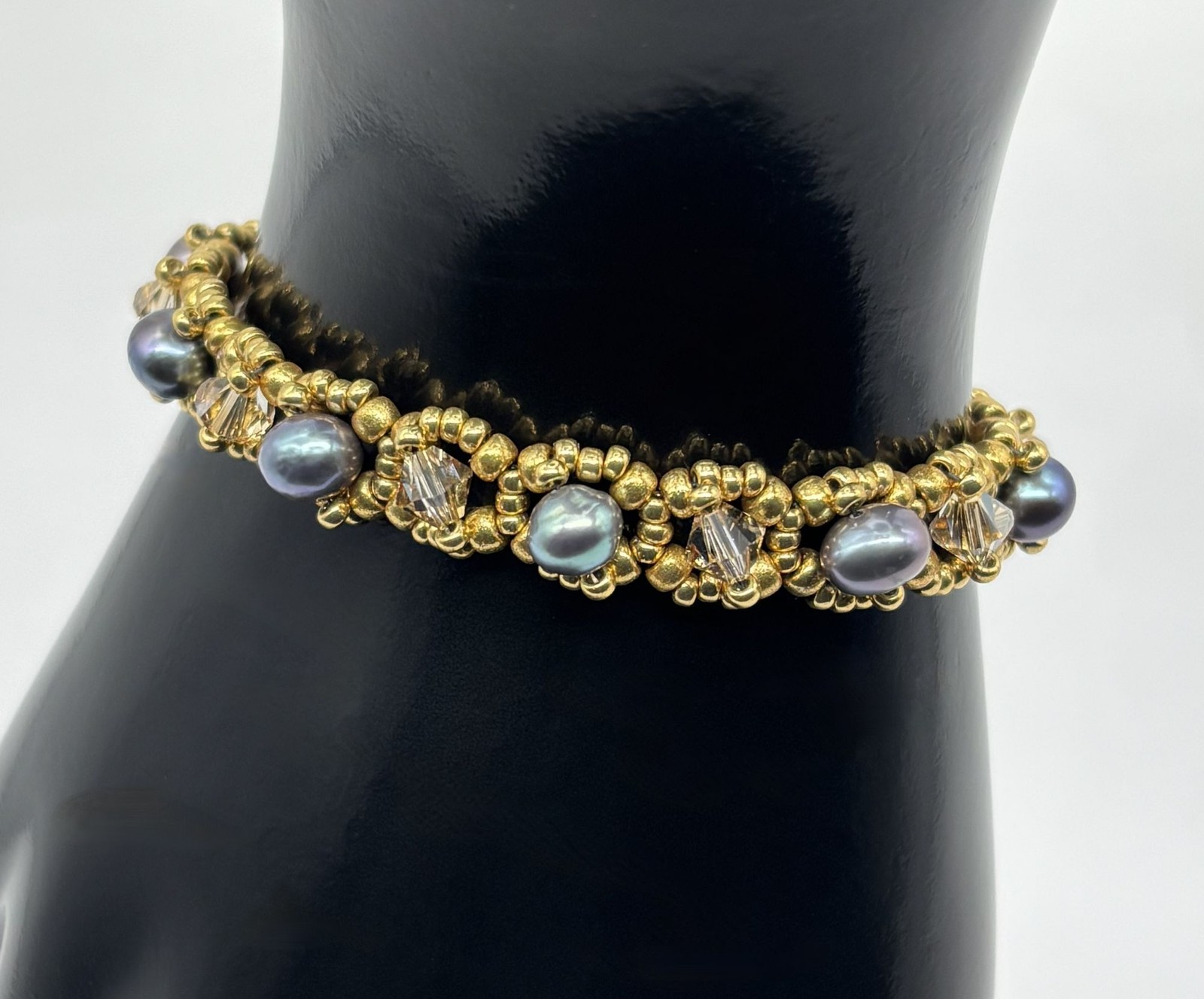 Artisan Made Bracelet Freshwater Pearls Swarovski Crystals 14K GF Clasp Unsigned