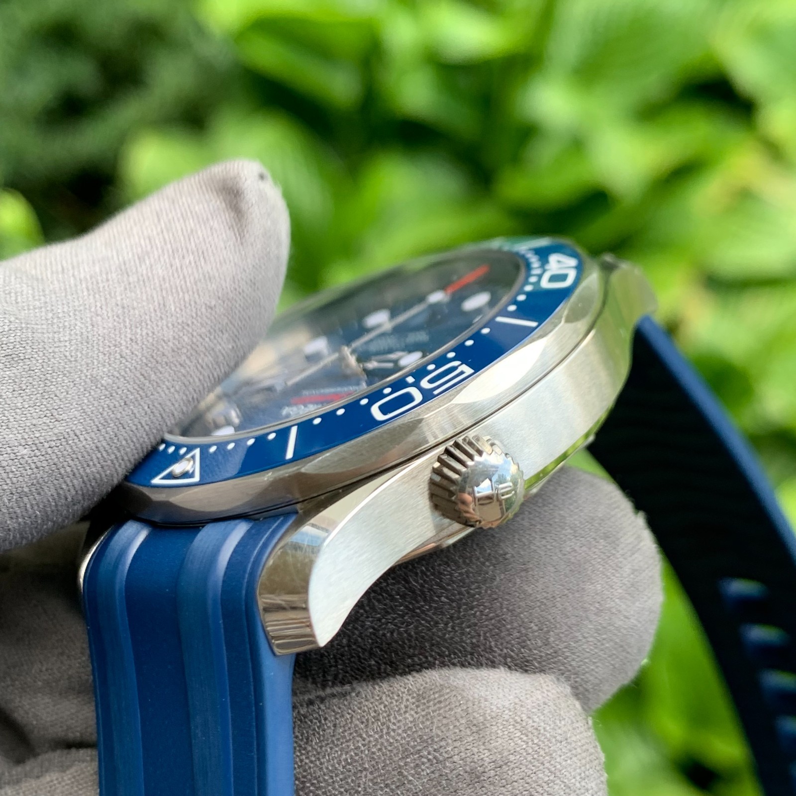Omega Seamaster 300 Co-Axial Blue Dial Ref. 210.32.42.20.03.001 Box & Papers