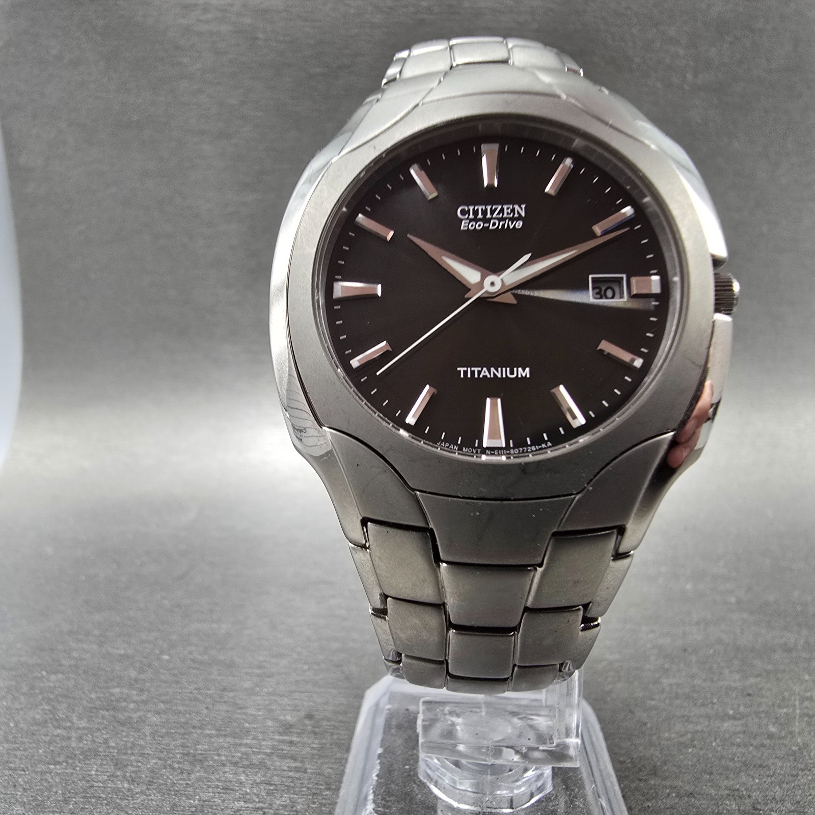 Citizen Eco-Drive Watch Men 38mm Black Dial Titanium Date E111-S049610 Runs