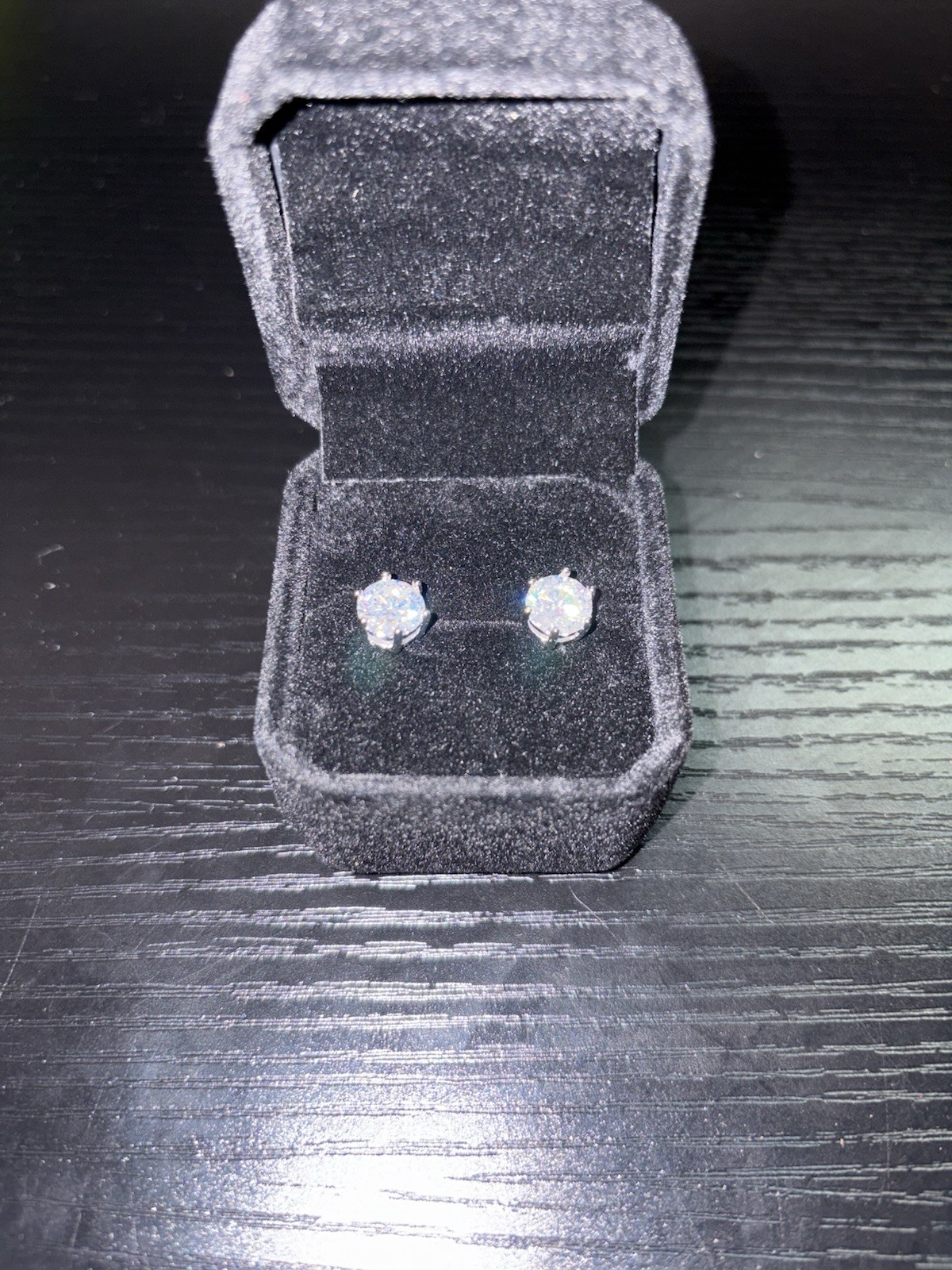 VVS1 Moissanite earrings
