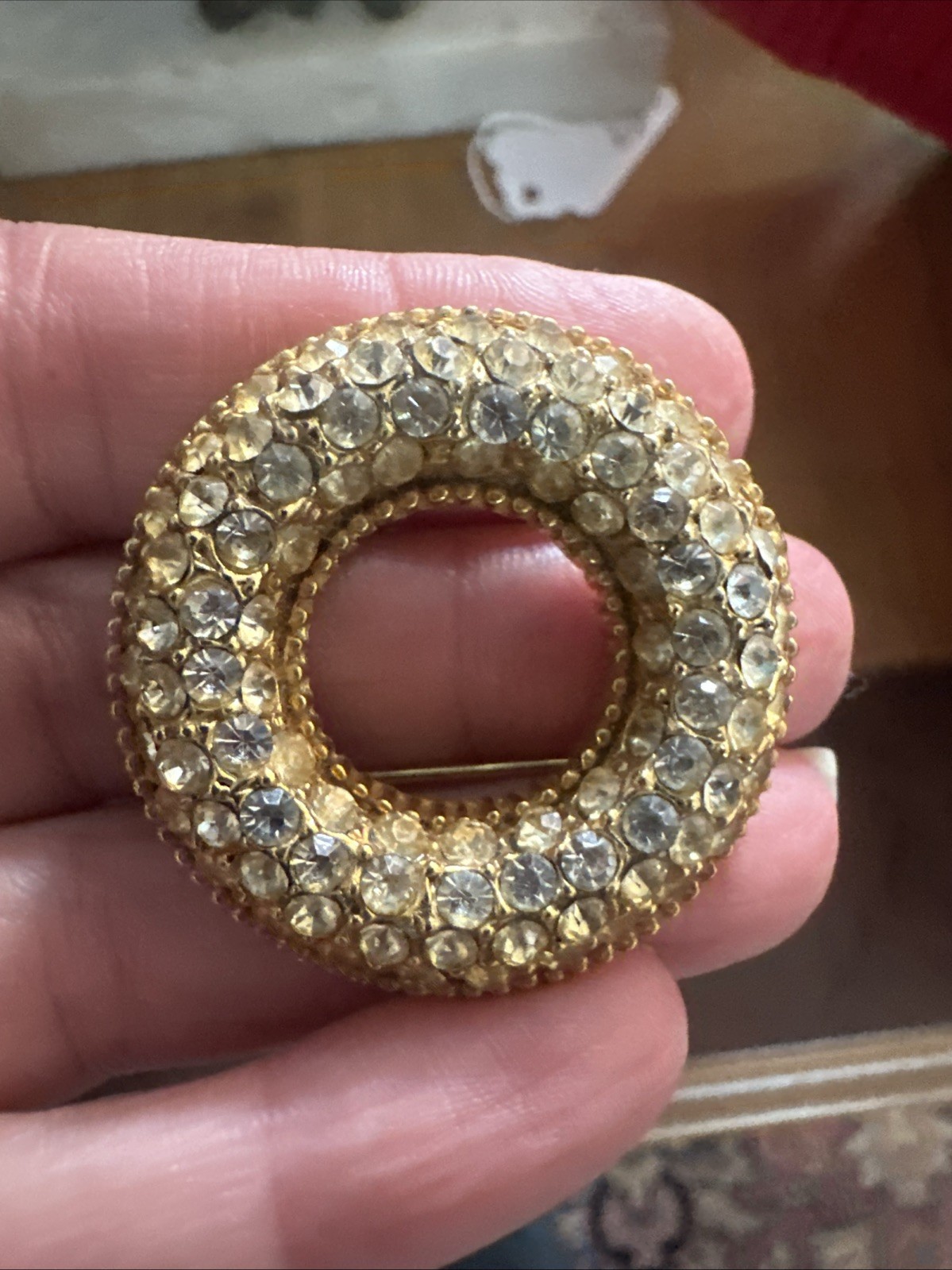 Vtg Mid 20th Century Rhinestone Gold Color Brooch And Matching Clip On Earrings