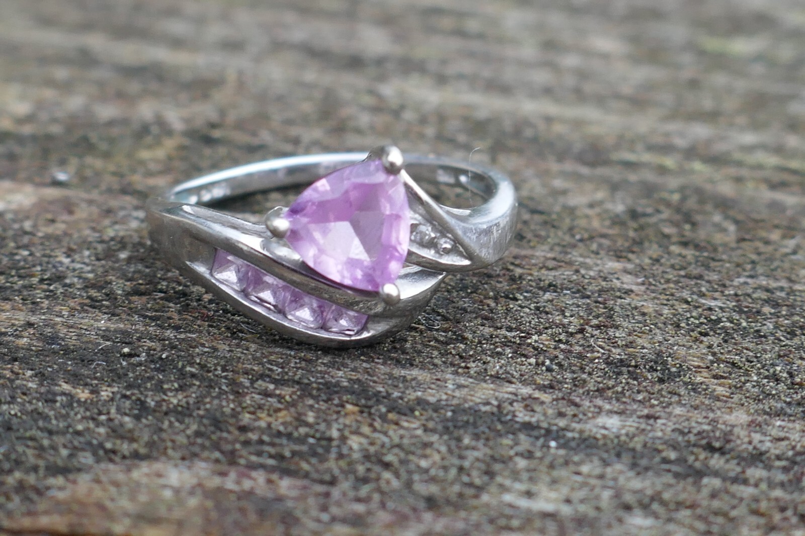 Vintage 10k White Gold Pink Sapphire & Diamond Accent Ring – Size 6.75