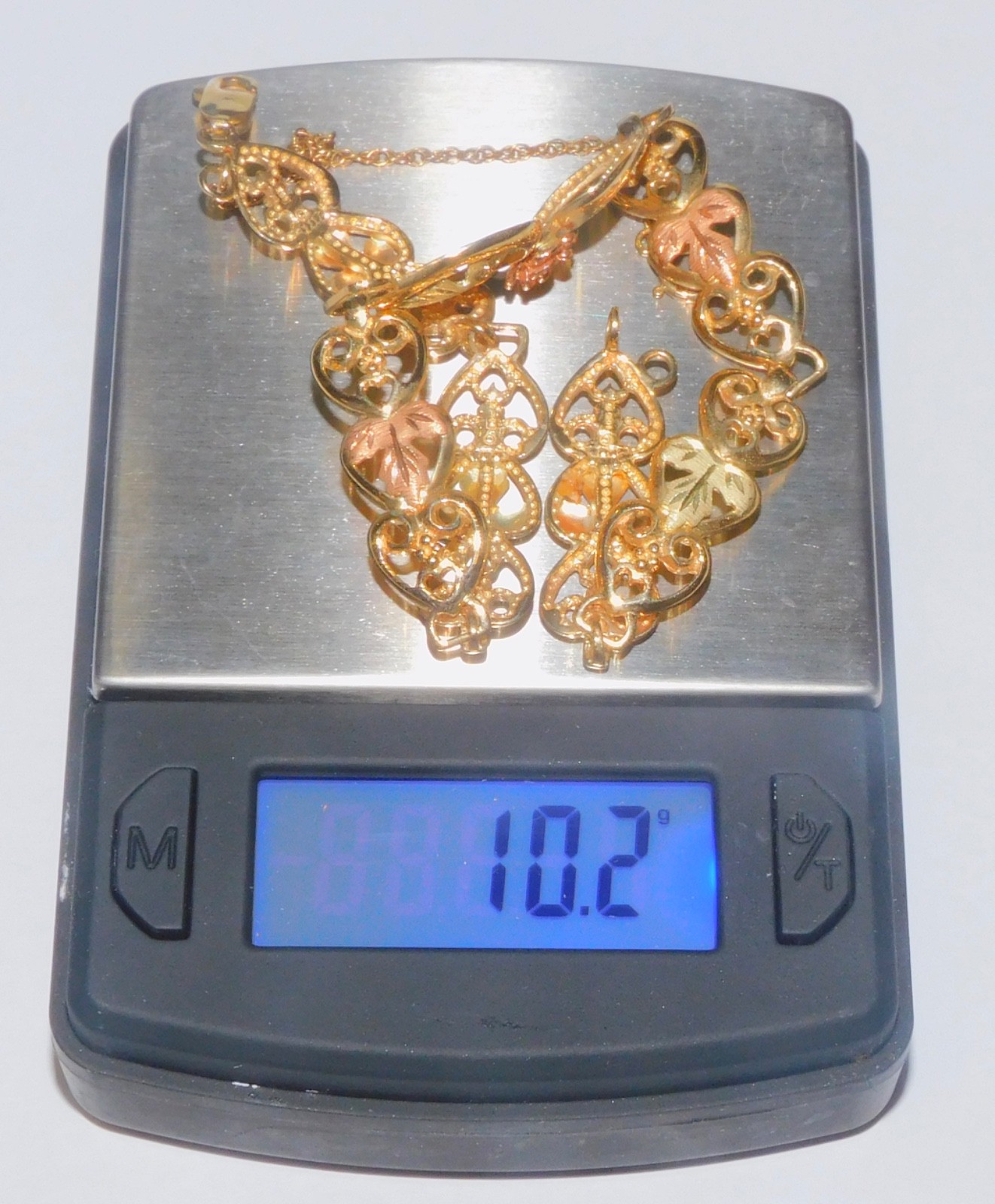 Black Hills Gold 10k Heart Rose Link Bracelet