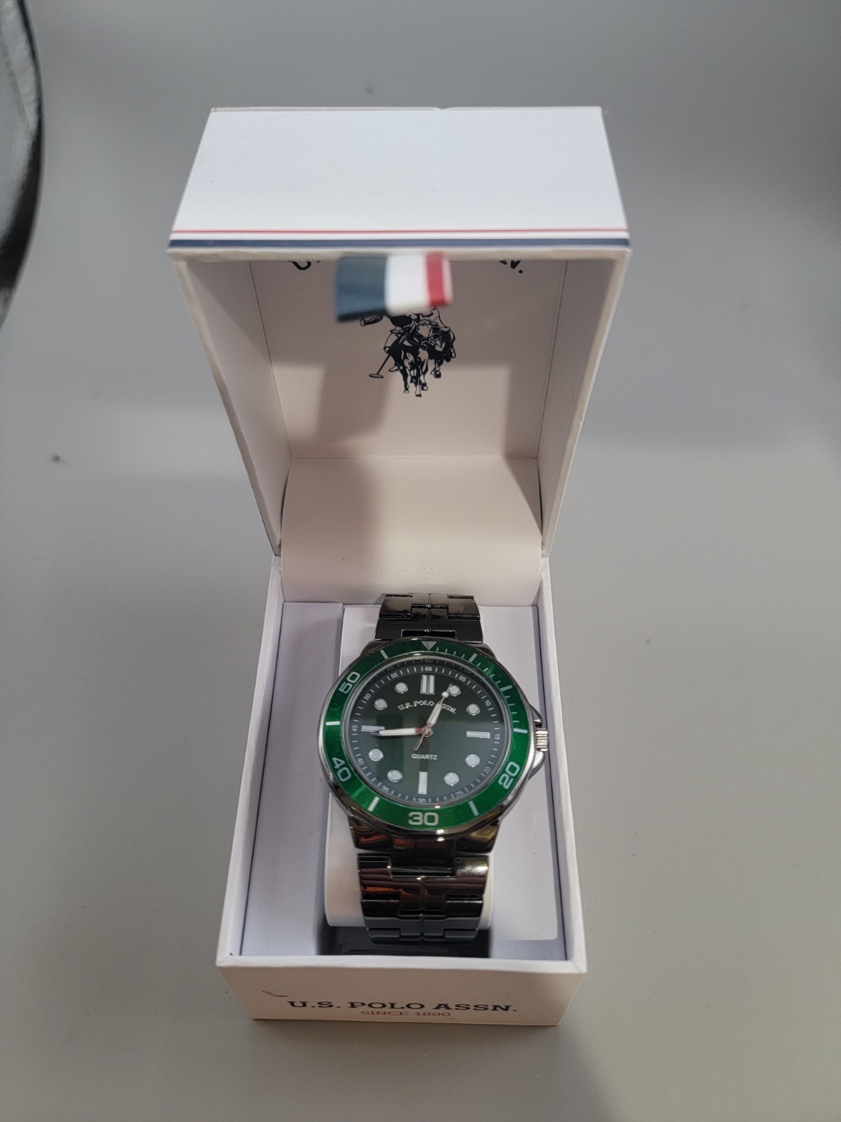 u.s polo assn . analog watch