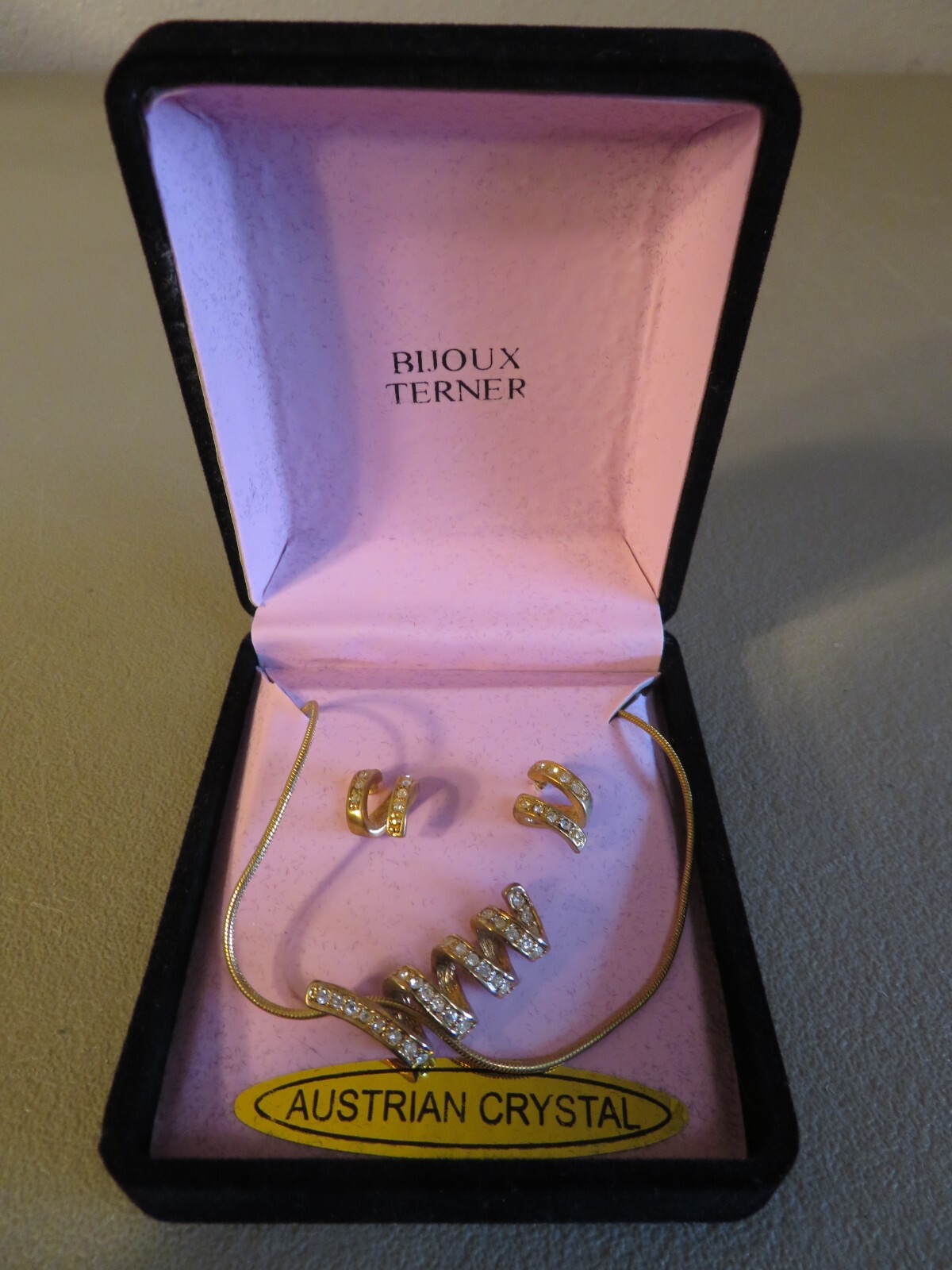 NEW Vintage Bijoux Terner Signed Gold Color Austrian Crystal Necklace & Earrings