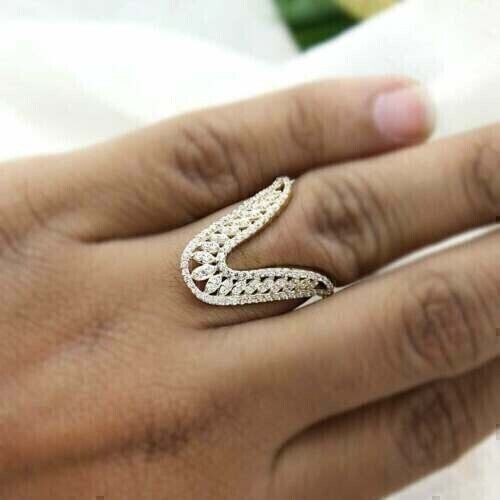 Round Cut Simulated Diamond Gorgeous Wedding Band Ring In 14k Yellow Gold Plated
