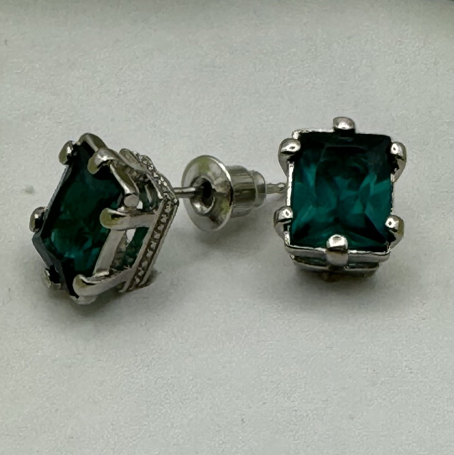 6.5mm x 8.7 mm Emerald Cut – Made with Swarovski crystals – Dark Green Stud