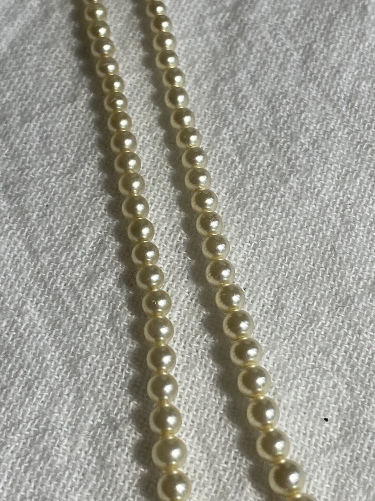 Vintage Graduating Faux Pearl Necklace Silver Tone Rhinestone Push Lock Closure