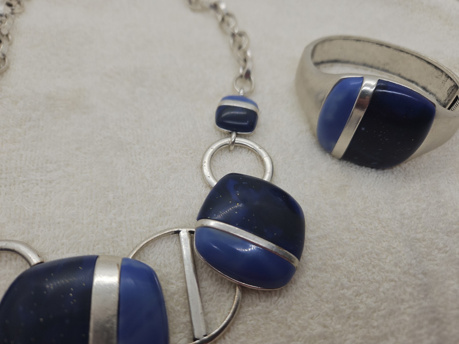 CHICO’S Lovely Lapis Blue 🧿 Matt Silver-Tone 10″L Necklace + Bracelet
