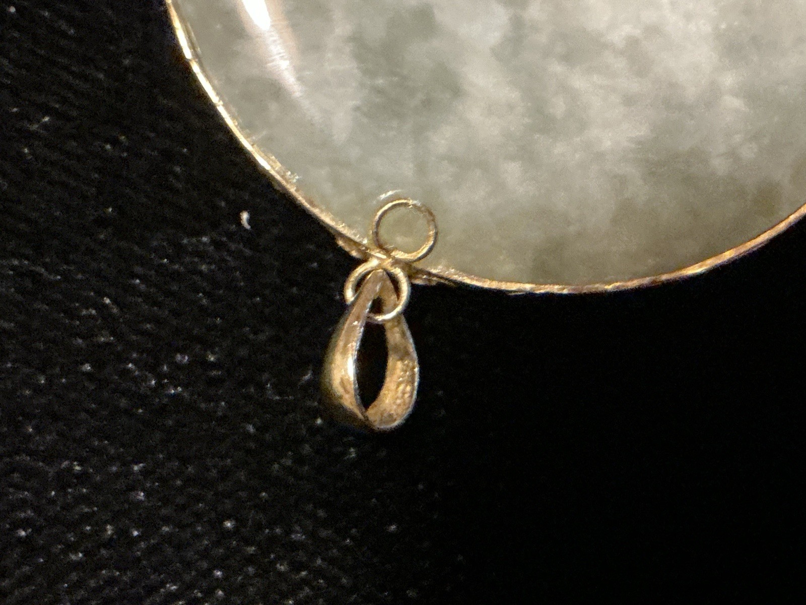 Jade Pendant 14kt Gold 11.7g