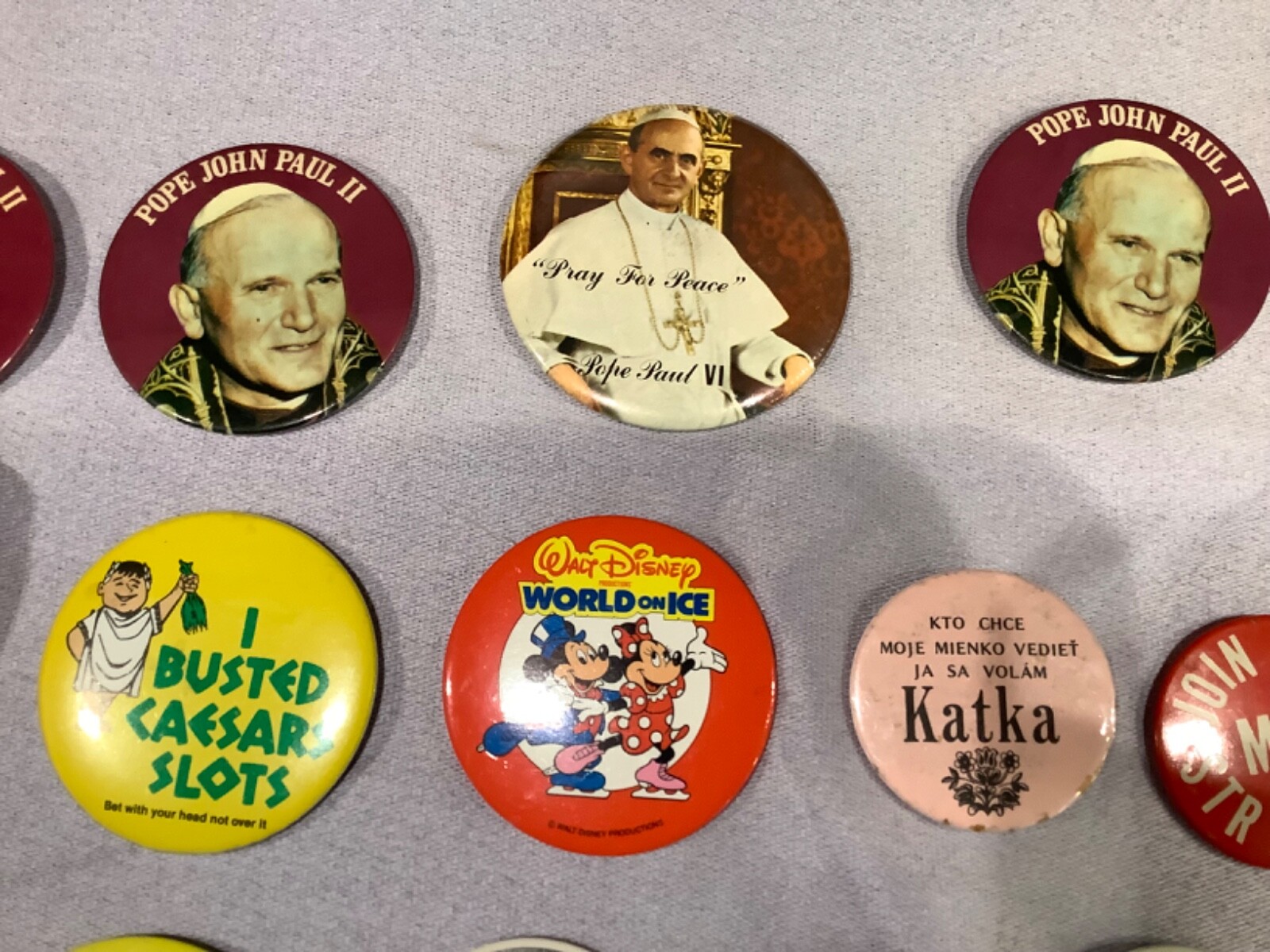 VINTAGE PINBACK BUTTONS: U PICK
