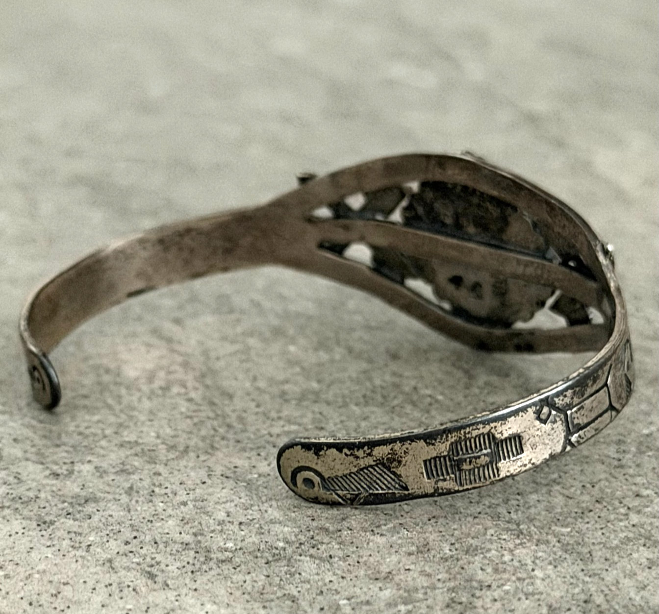 RARE Vintage FRED HARVEY era Navajo CROSSED ARROW Turquoise Sterling Bracelet
