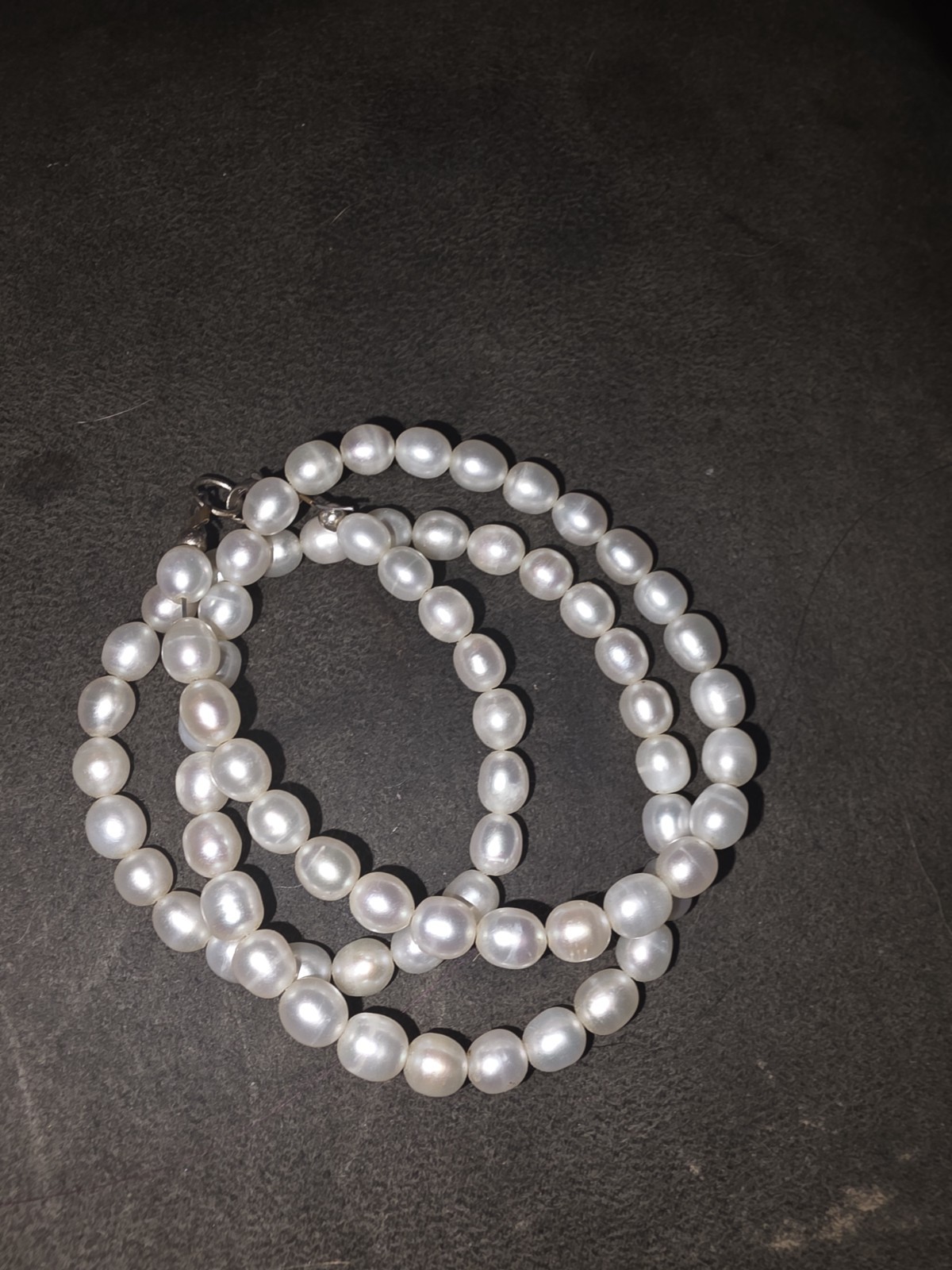 White Round Pearl Beaded Strand Necklace with Clasp, Ball/Bead Chain